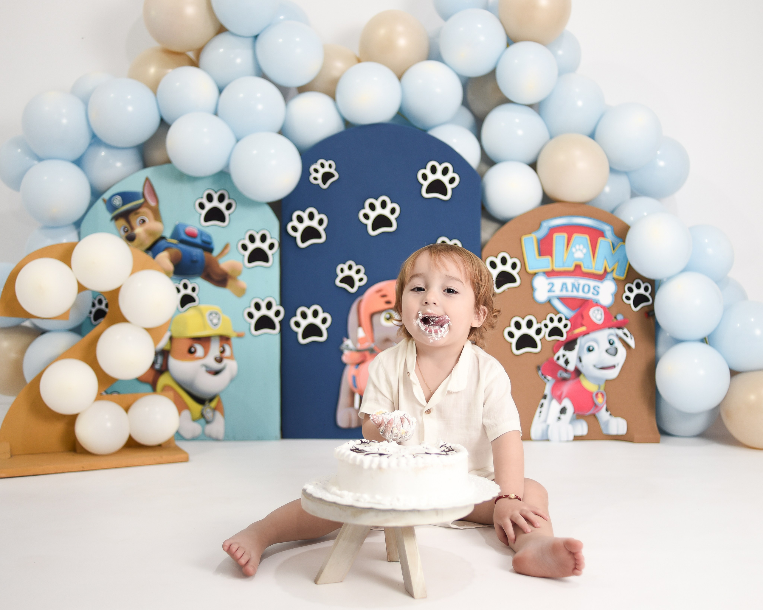 Liam 2do año. Temática Pou Patrol. Fotografo de casamiento en misiones y fotógrafo de familia  Posadas