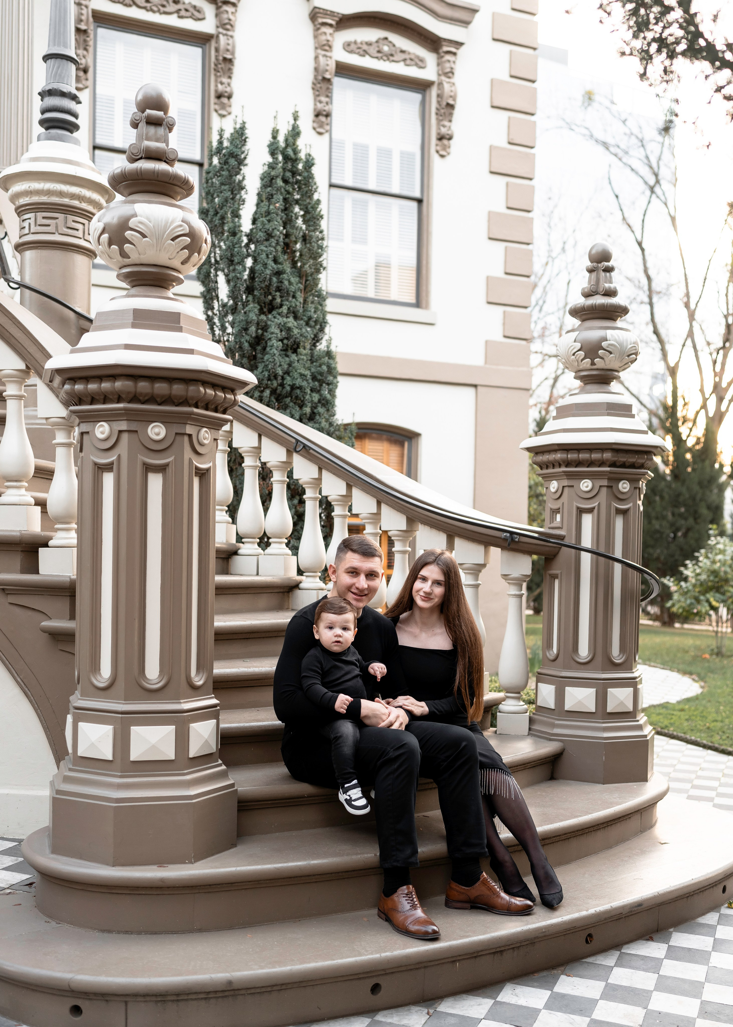 Artem, Nadia & Elisha. Family photographer in Sacramento | Sofia Pavenko