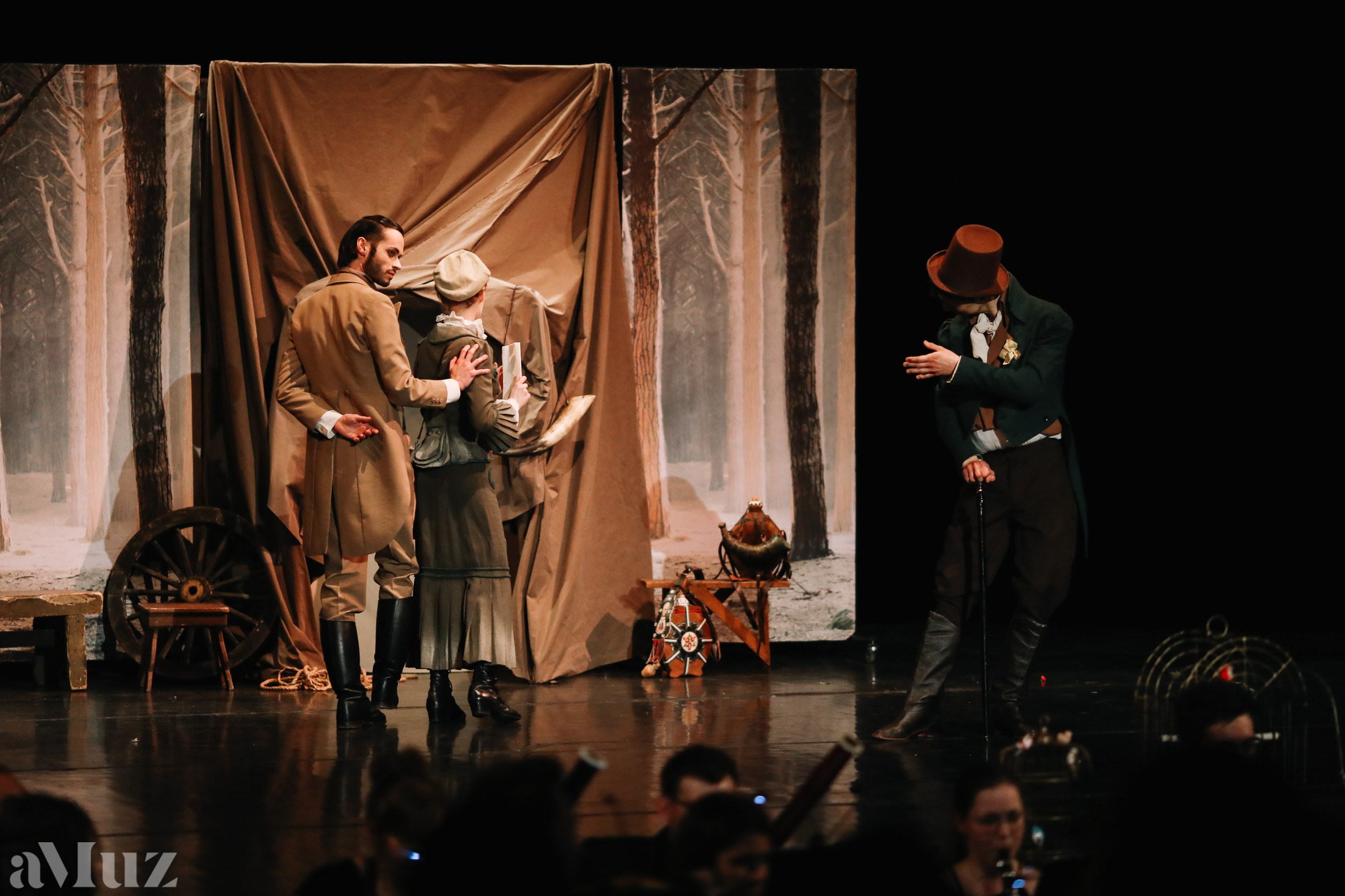 Opera Łąkowa. Fotograf Ślubny Warszawa - Sesje Biznesowe Rodzinne Eventy