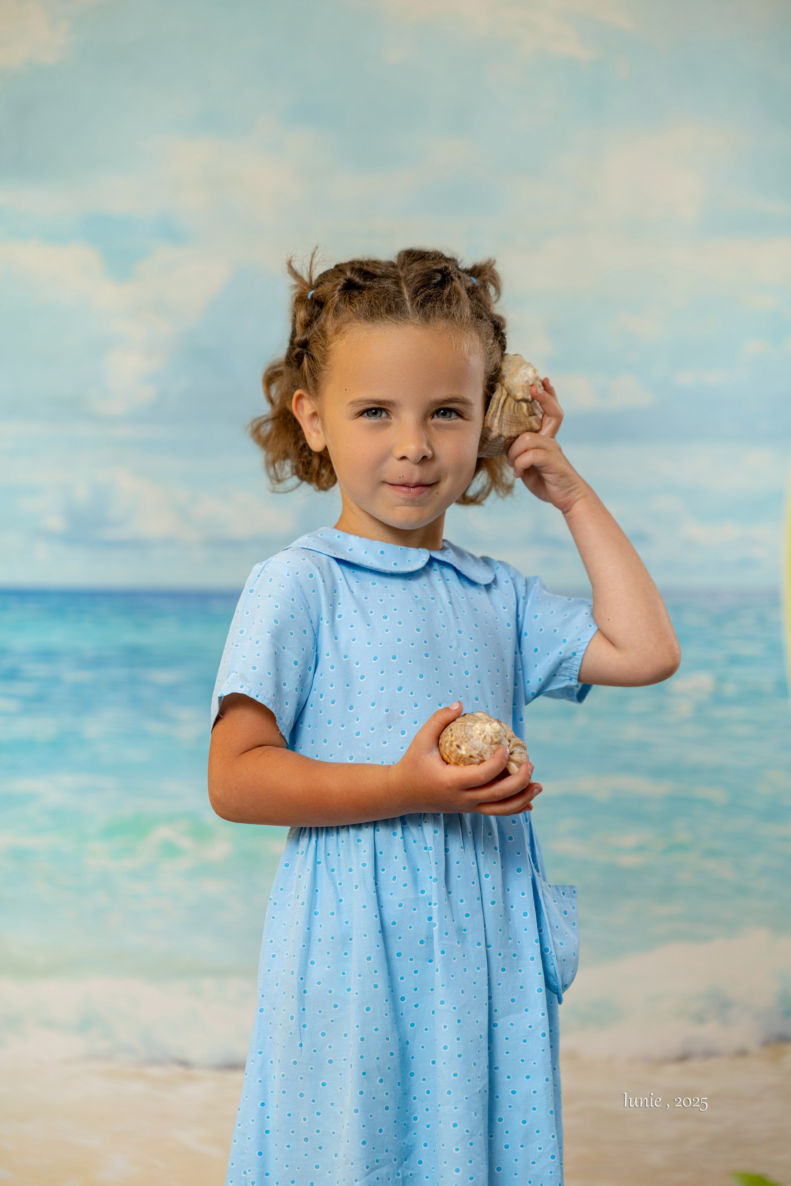 Recenzii. Albume de absolvire: gradinita, gimnaziu, liceu. Venete in Moldova