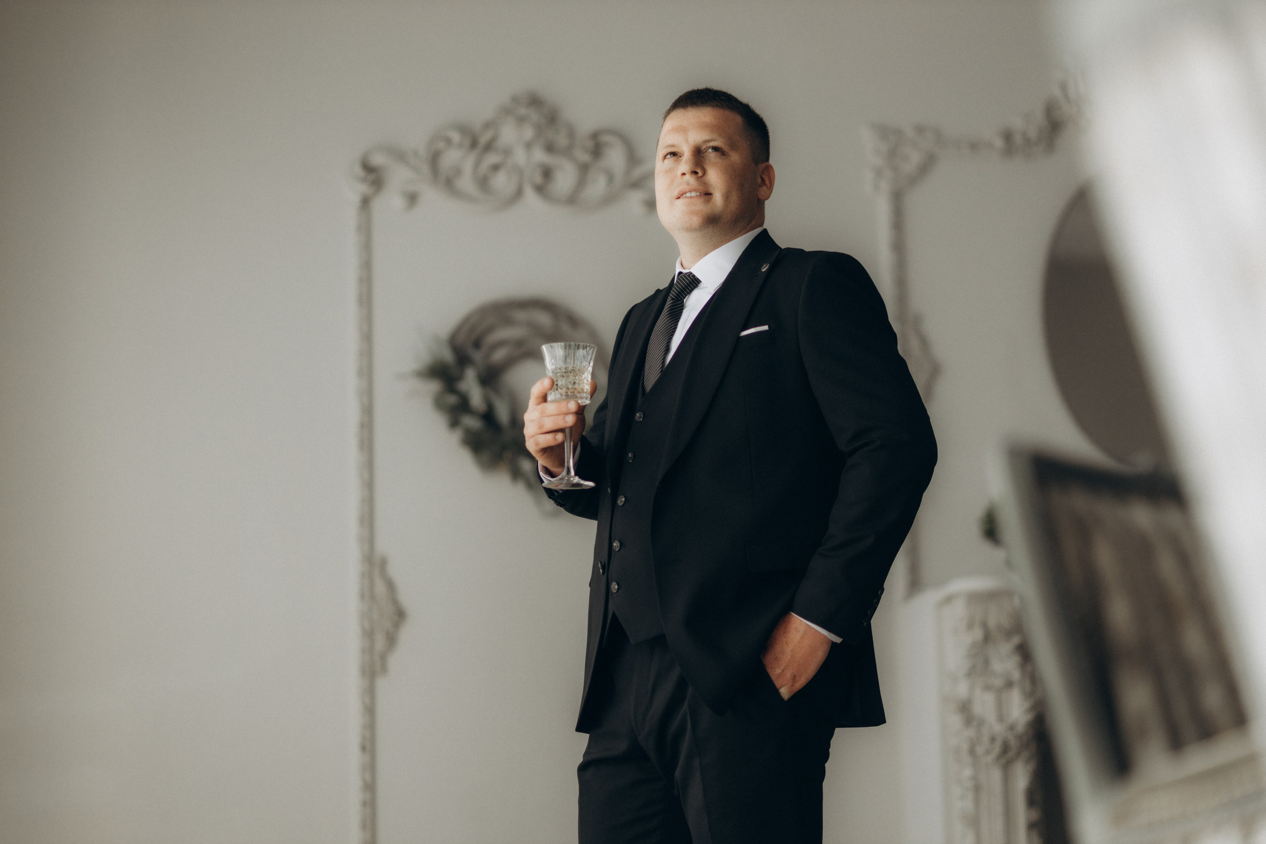 Nikolly & Constantin. Home