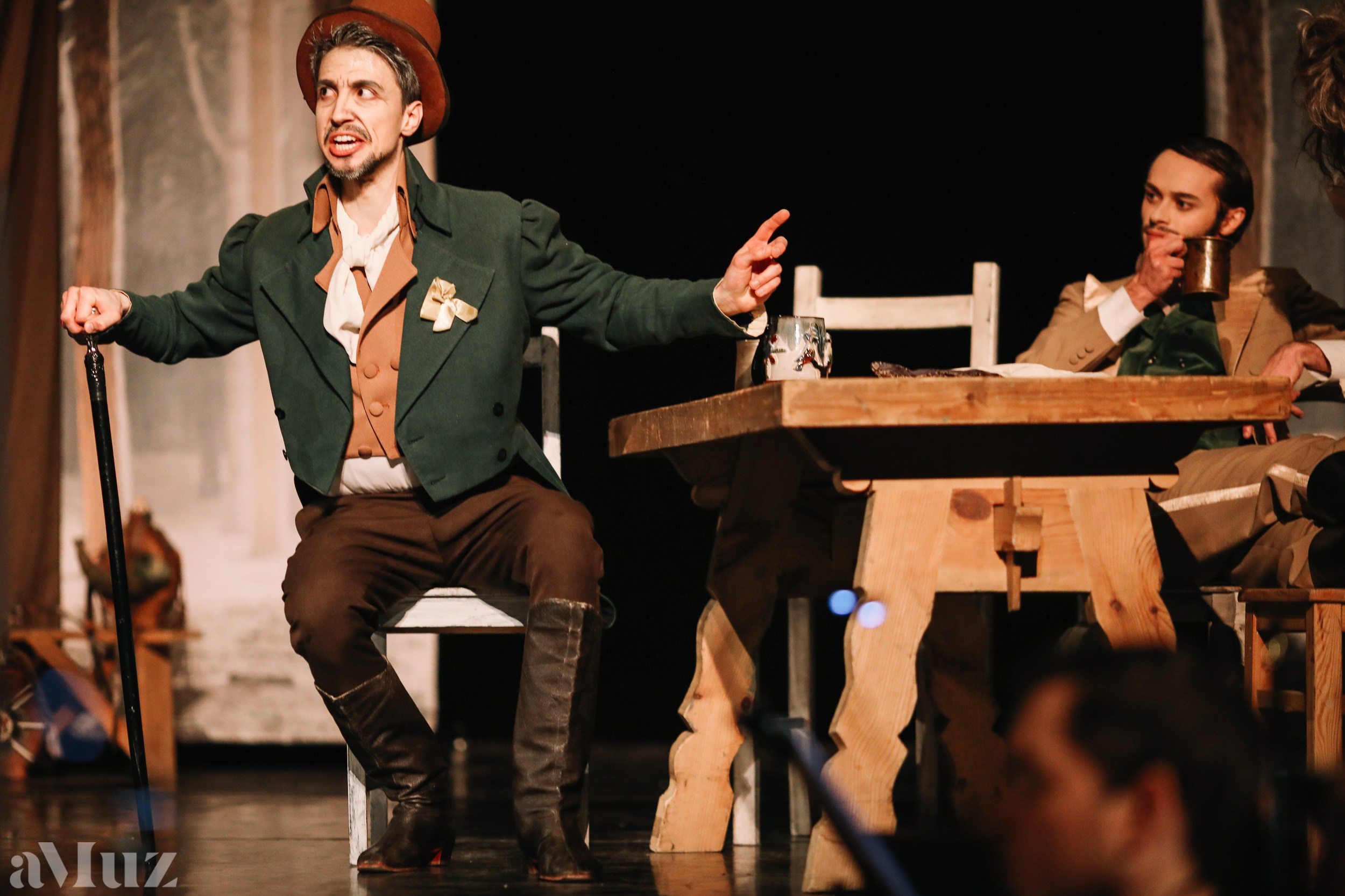 Opera Łąkowa. Fotograf Ślubny Warszawa - Sesje Biznesowe Rodzinne Eventy