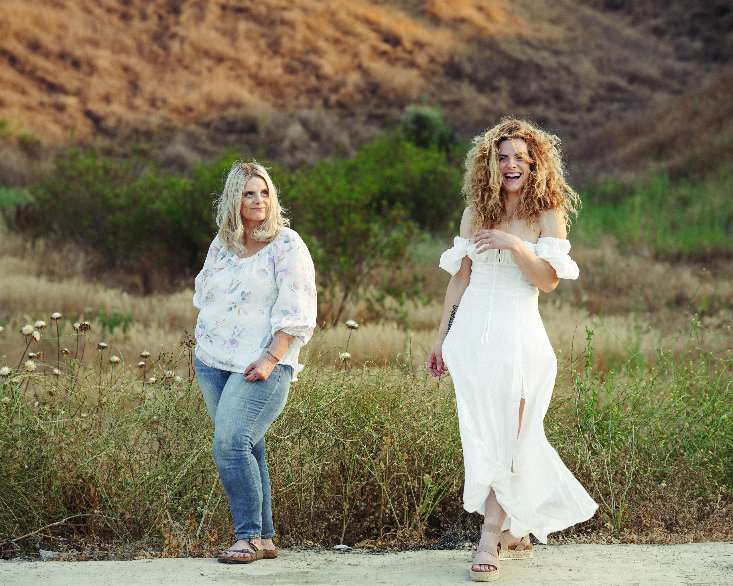 Hayley and Rachel. Zaart.photo. Photographer in TX & Cali