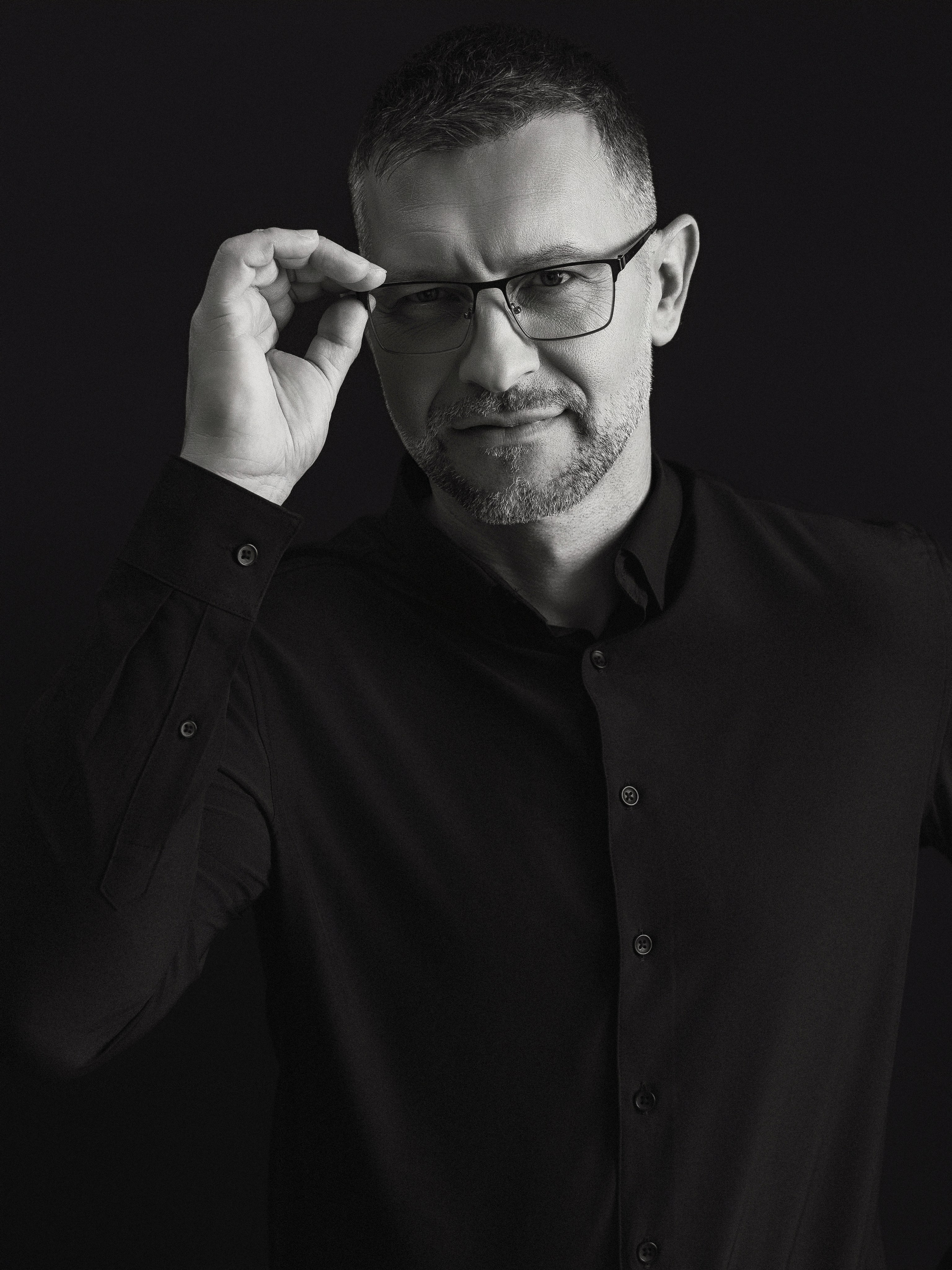 Mikhail. Евгения Найденова – брандов и портретен фотограф | България, Европа