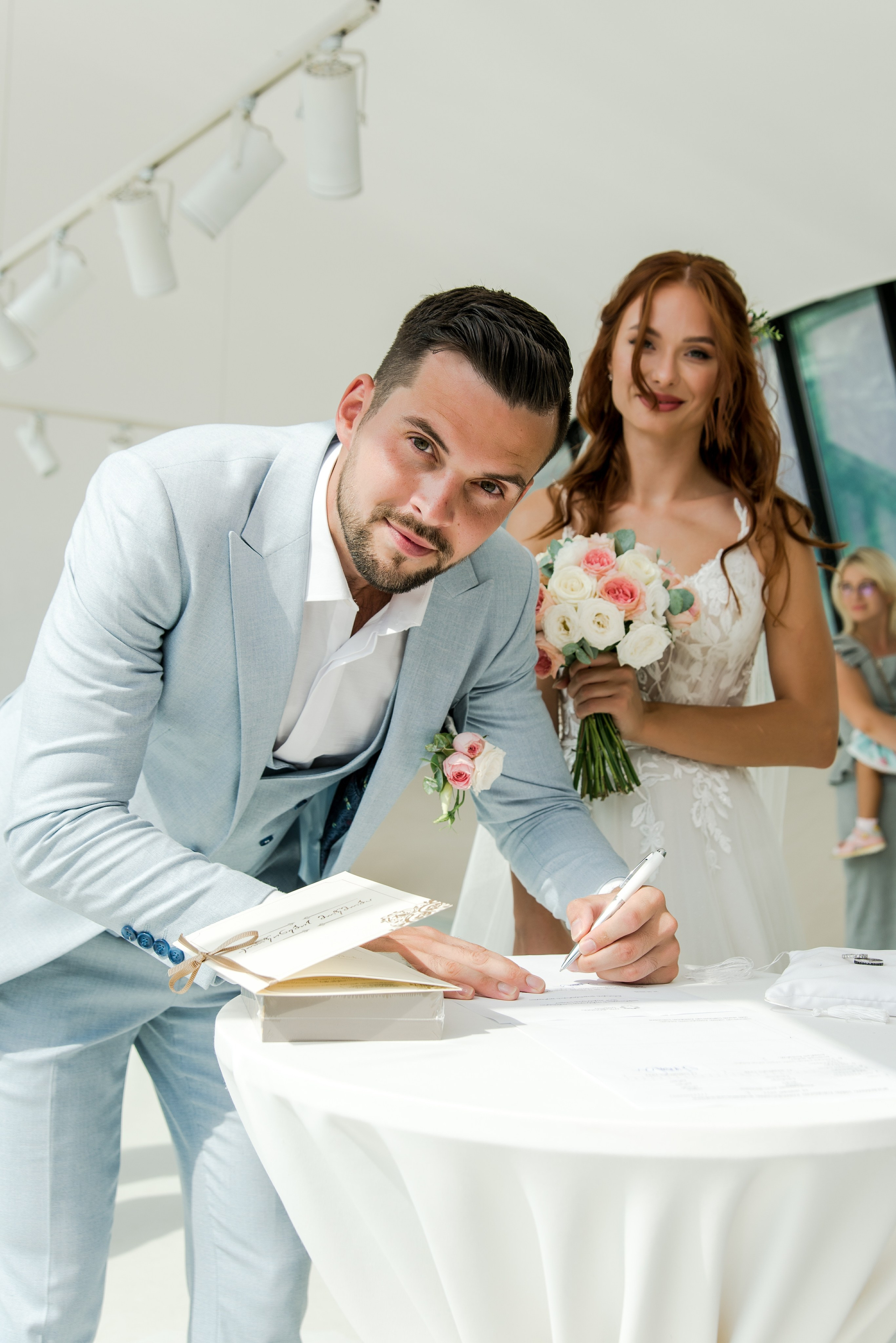 Свадьба в Батуми для пары из Великобритании. Свадебные фотографы в Грузии, Армении. Макс Коваленко и Лара Татосян. Свадебный видеограф