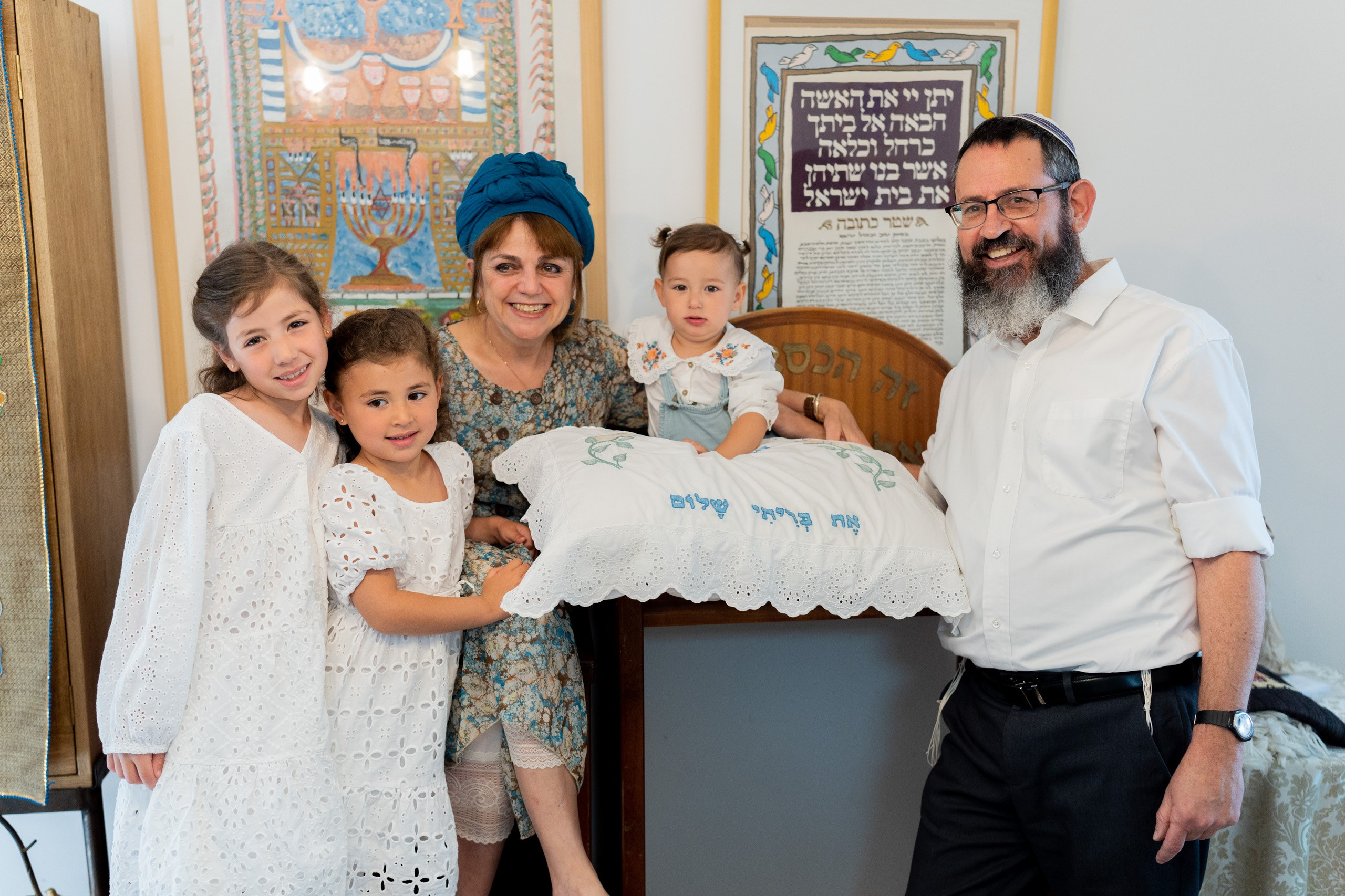 משפחת ברנד. יוסף מזרחי צילום חתונה, ברית וזוגיות. צלם מקצועי שאוהב להוציא אתכם הכי יפים ברגעים הכי מרגשים