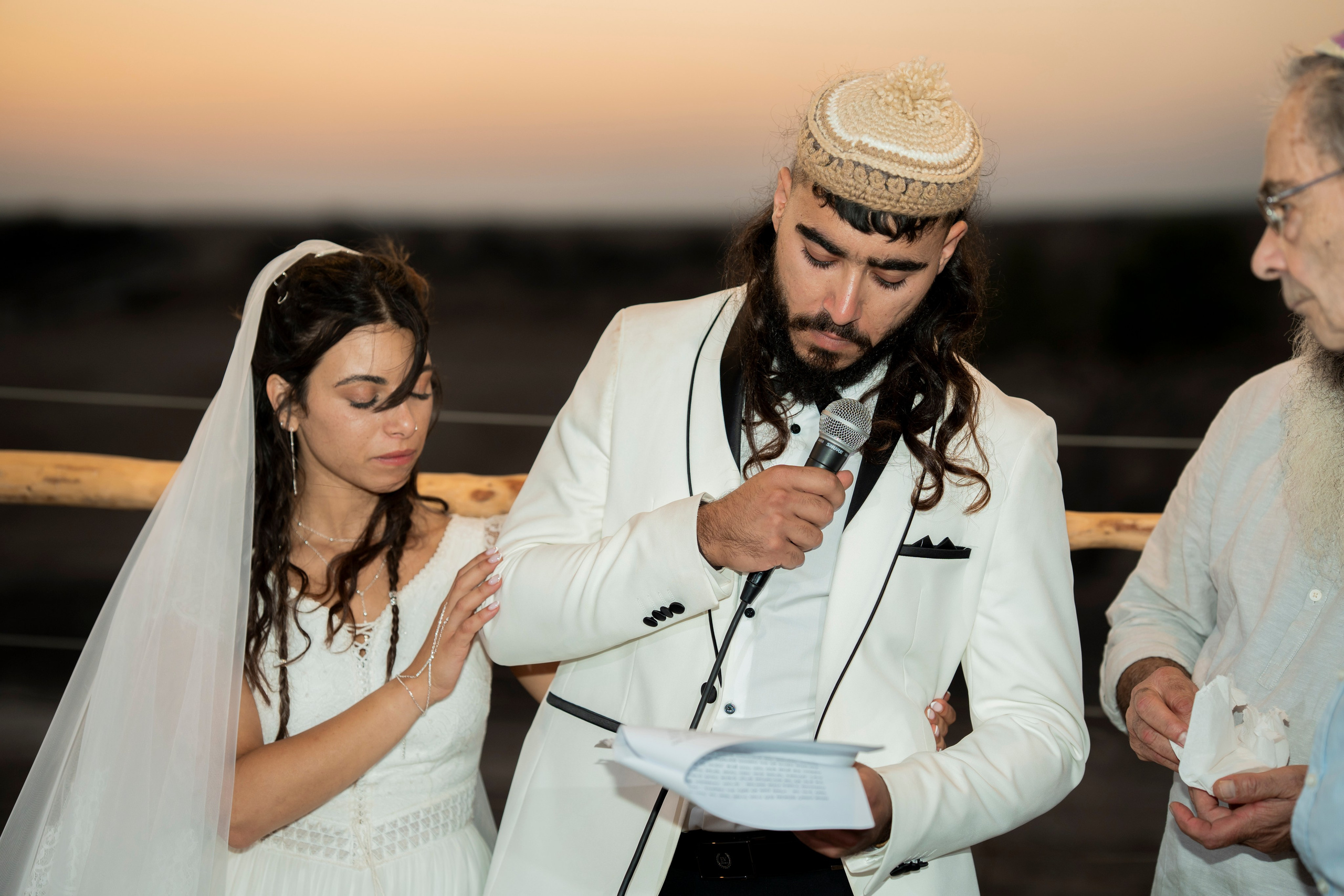 אביה ואחיה. יוסף מזרחי צילום חתונה, ברית וזוגיות. צלם מקצועי שאוהב להוציא אתכם הכי יפים ברגעים הכי מרגשים