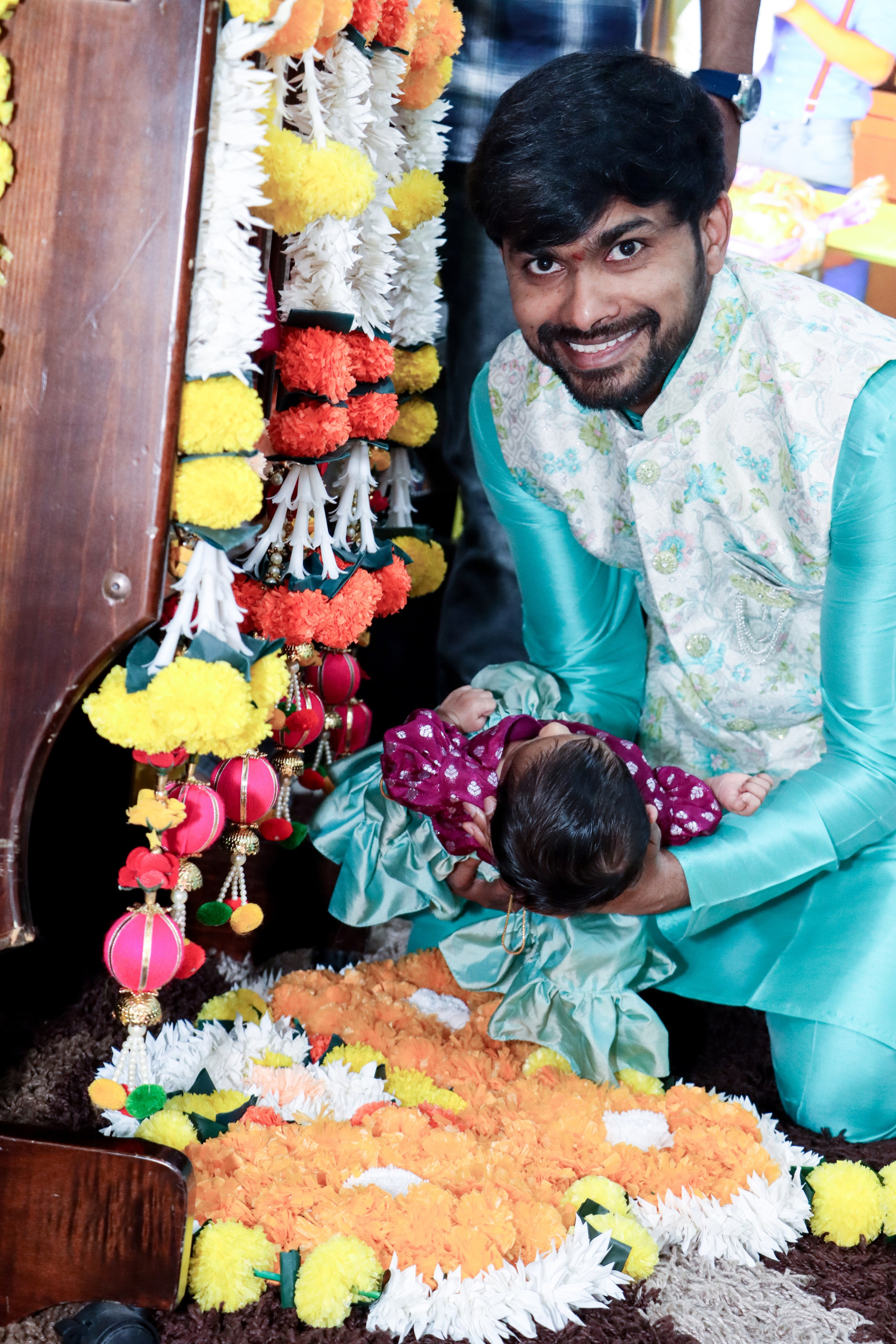 21st Ceremony. MHCreative is family-oriented photographer based in SYDNEY