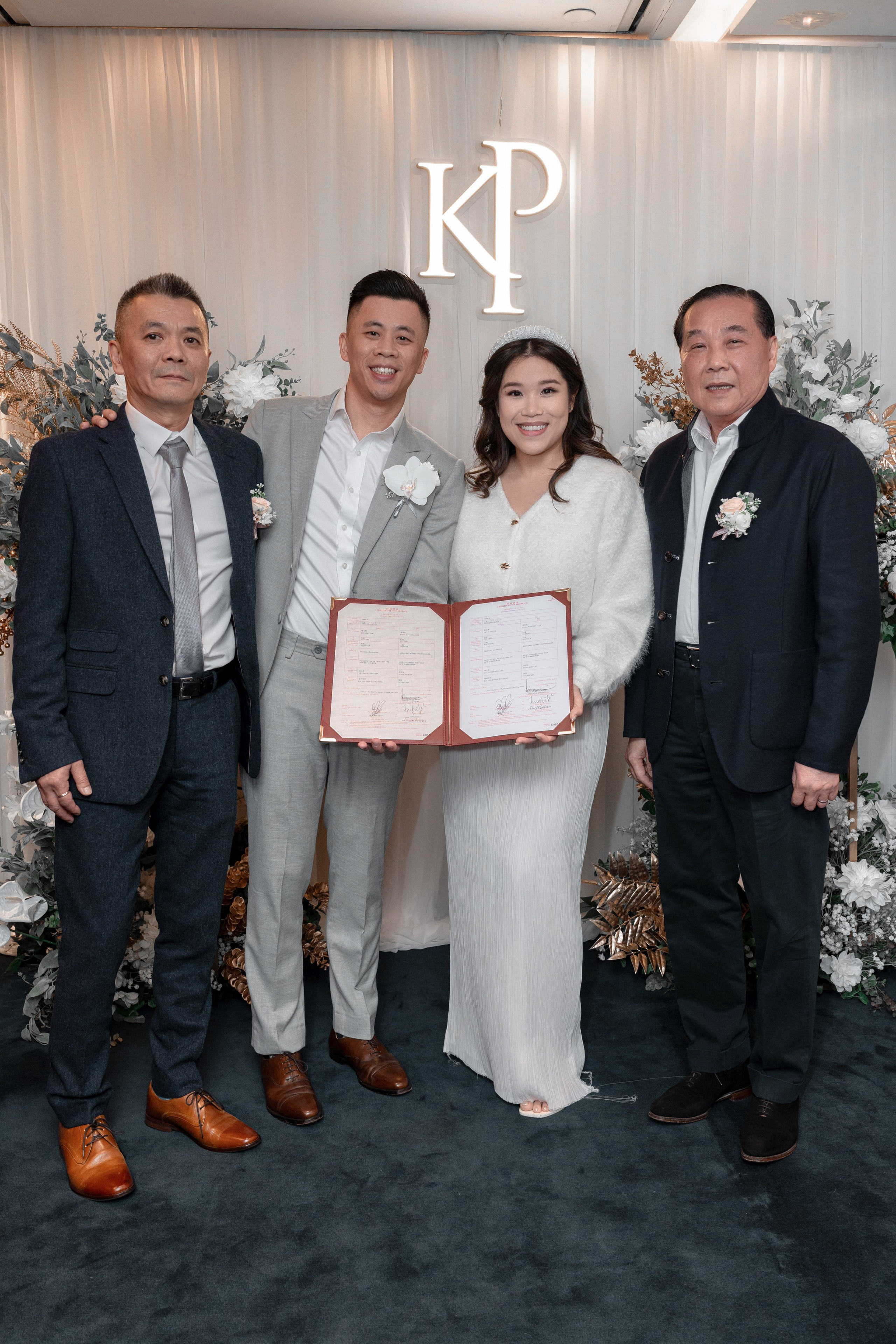 KELLY & PHOBY. PHOTOGRAPHER IN HONG KONG (WEDDING, FASHION, FAMILY, EVENTS)