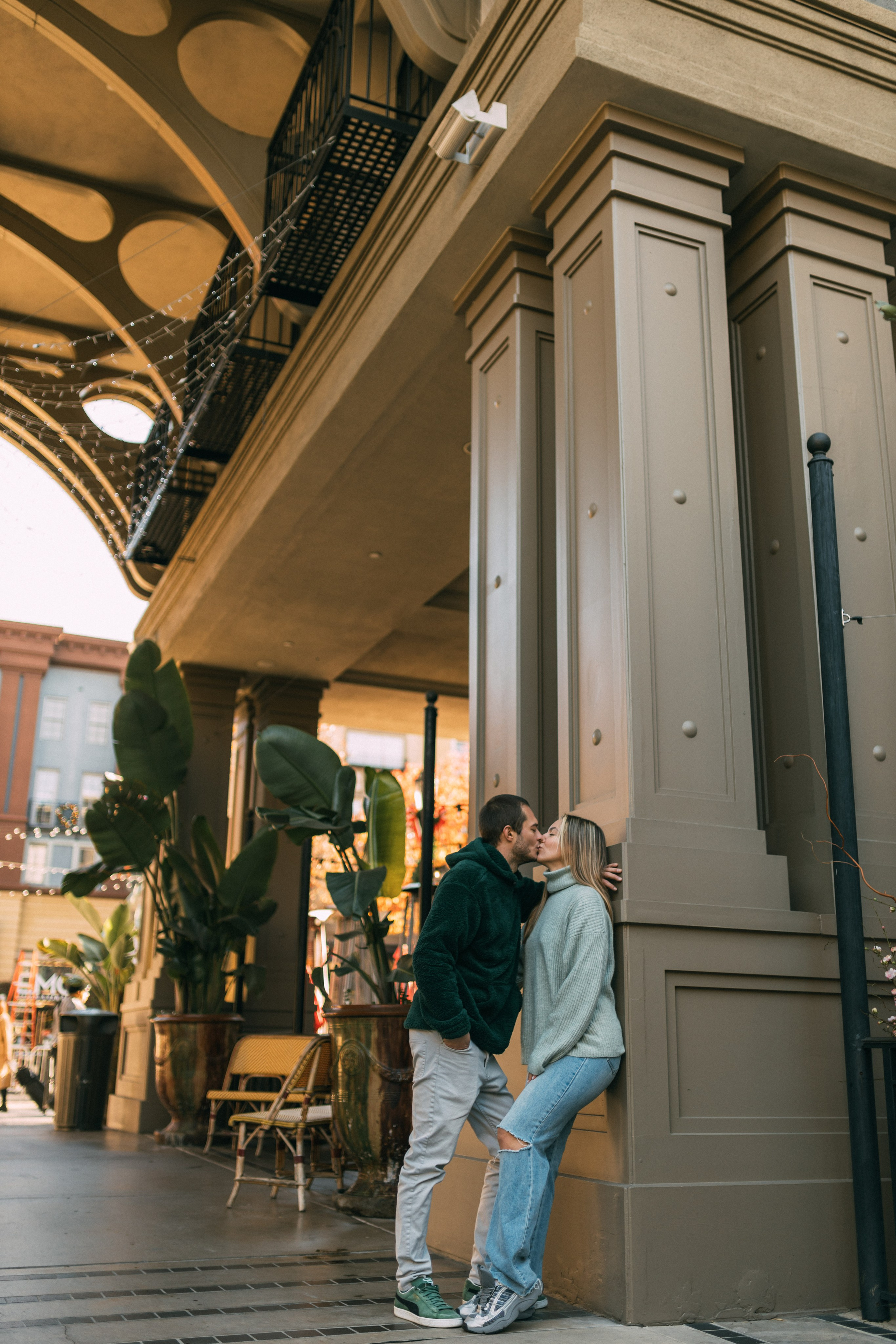 Christmas Santana Row. Maternity, newborn photographer in the Bay Area|Iryna Rakivnenko