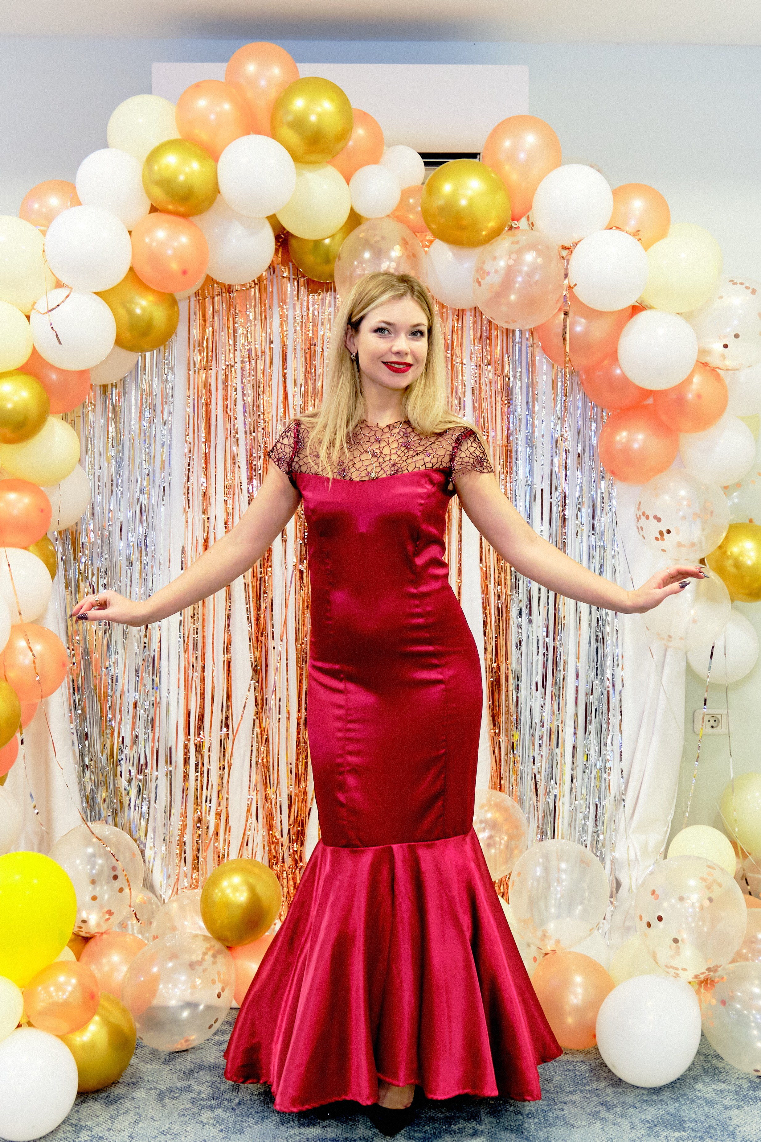 Фоторепортаж з благодійного Новорічного балу у Чорногорії. Портретний фотограф Альона Новгородцева