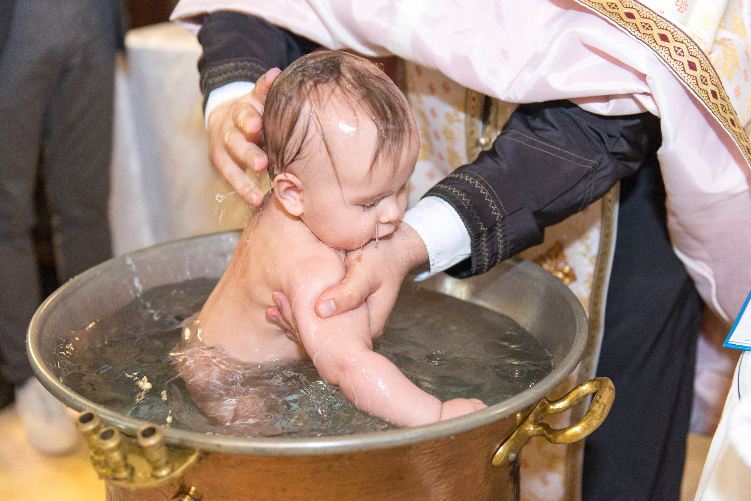 Christening photographer, photo session at home, baby photos, professional baptism photographer Bucharest, family photo session, baby photo session, baptism photos at home, baby preparation photos, baby baptism, baptism customs, baptism photographer, baptism photo offer, professional photographer Bucharest