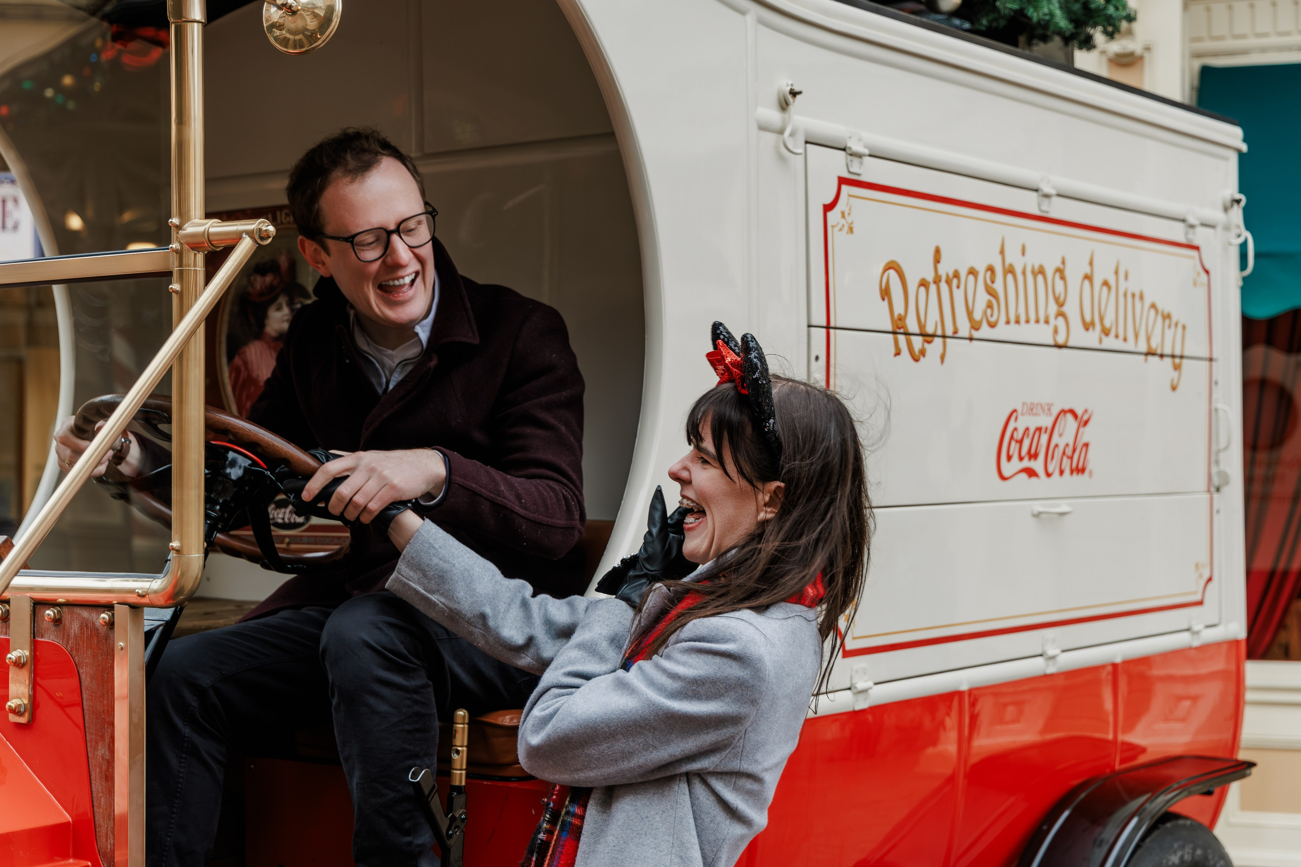 Creating Magical Moments: How I Help Couples Organize Surprise Proposa. Photographe à Paris