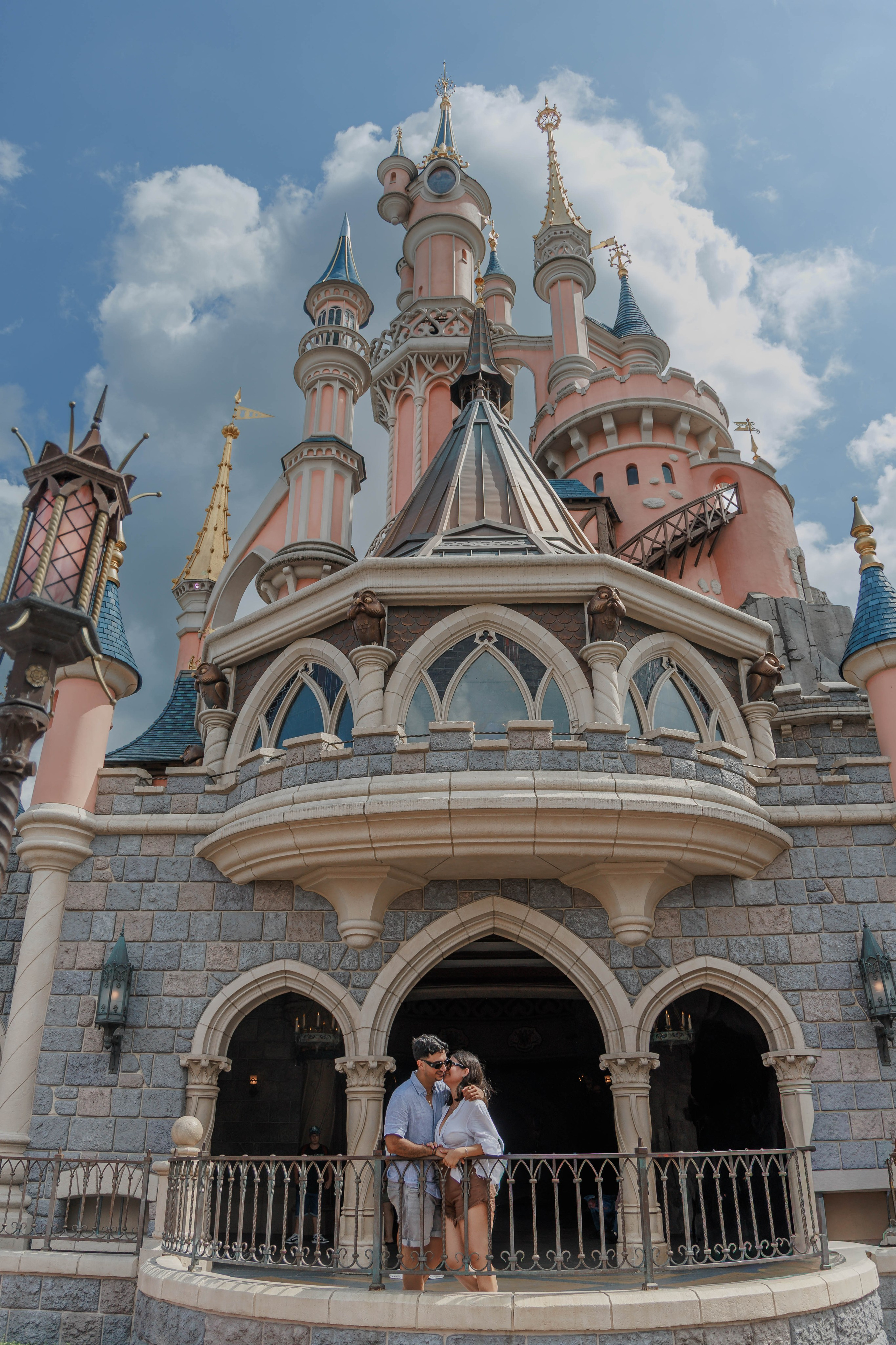 Creating Magical Moments: How I Help Couples Organize Surprise Proposa. Photographe à Paris