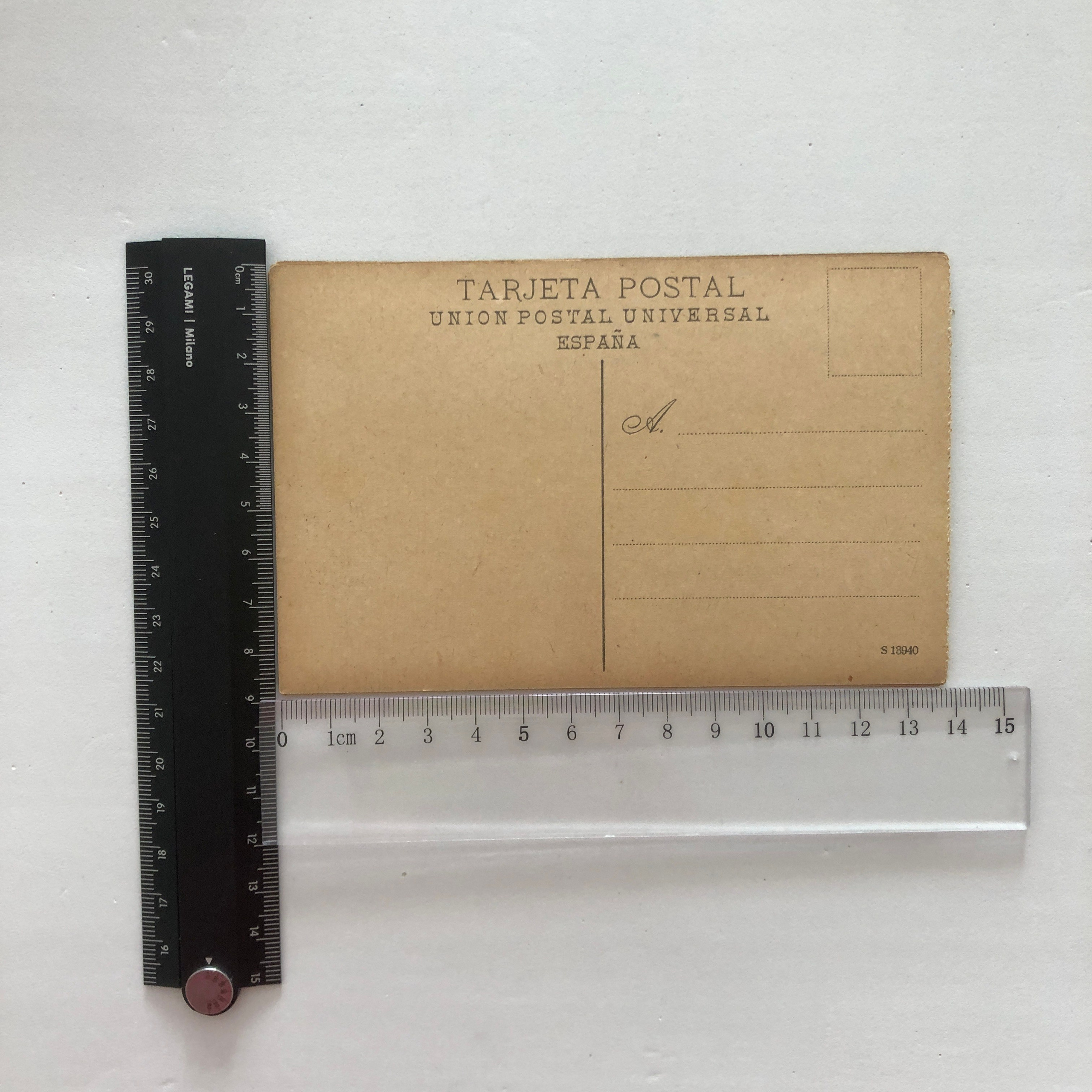 Views of Barcelona. Современнные и актикварные украшения в Барселоне, Москве и Санкт-Петербурге