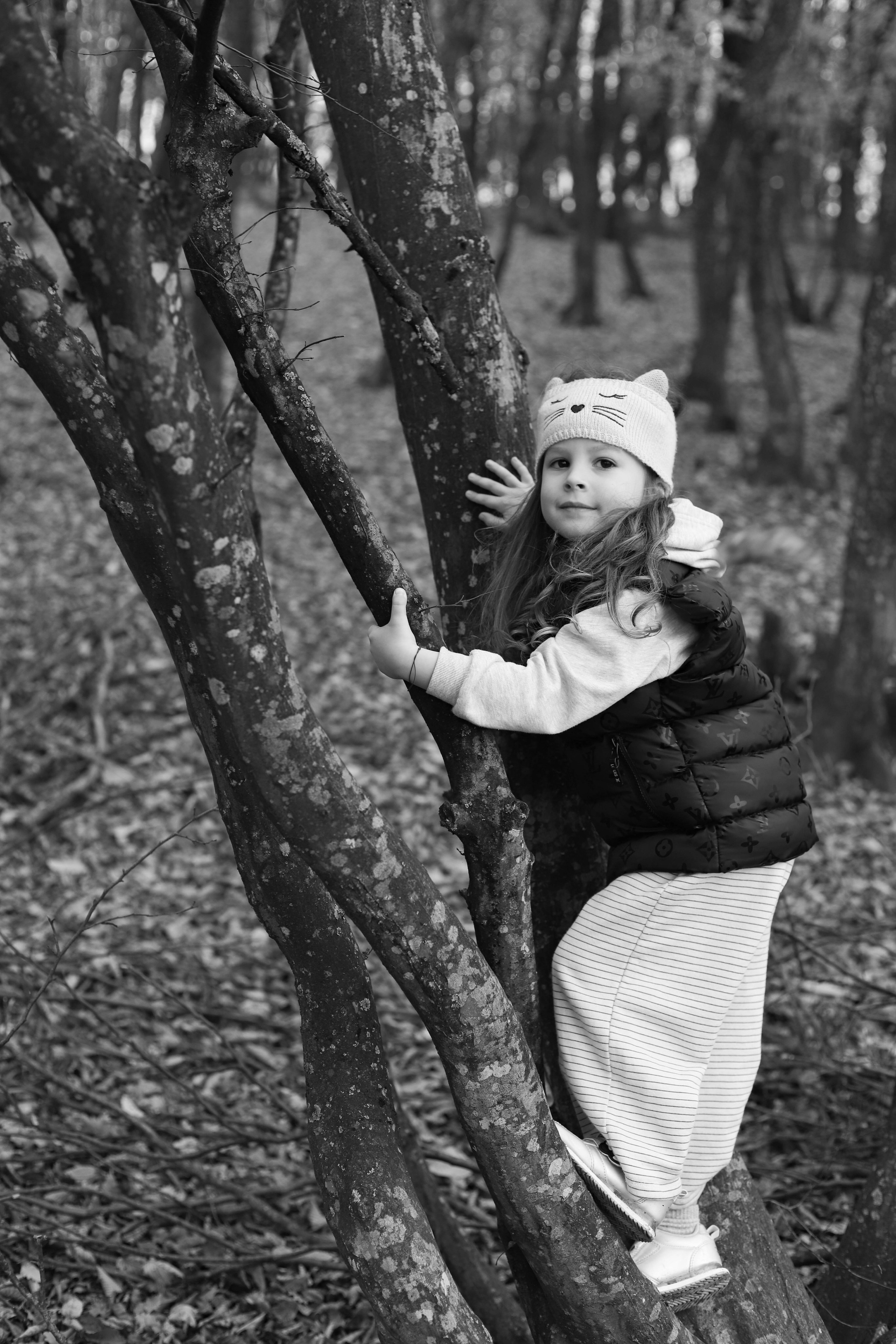 Vaida’s Forest. Family and Portraits photographer Diana Andoni