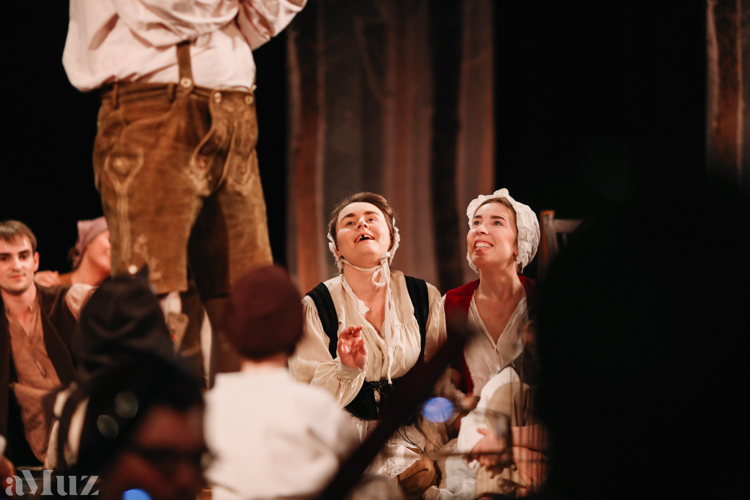 Opera Łąkowa. Fotograf Ślubny Warszawa - Sesje Biznesowe Rodzinne Eventy