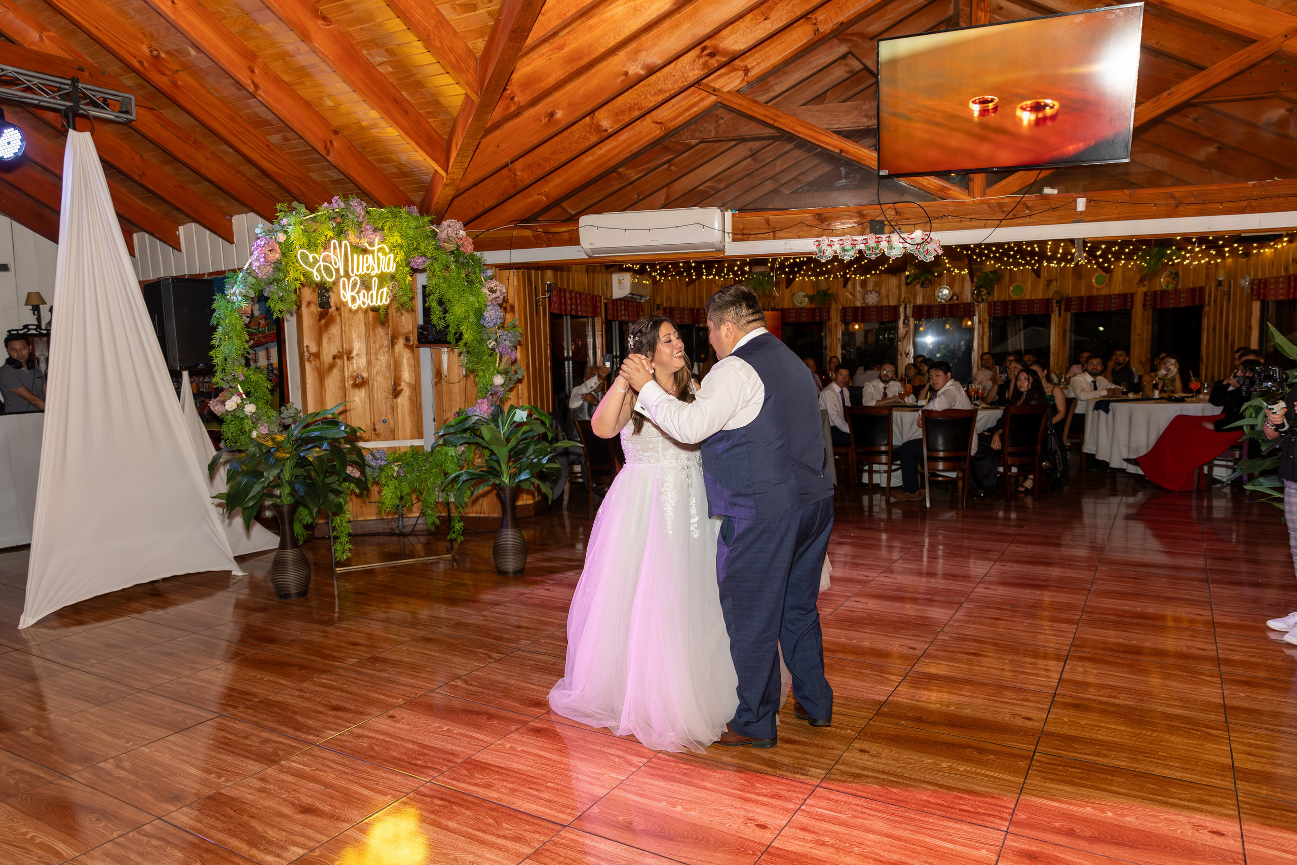 Carla y Daniel. Dinka & Emilio - El arte de preservar lo que no se repite