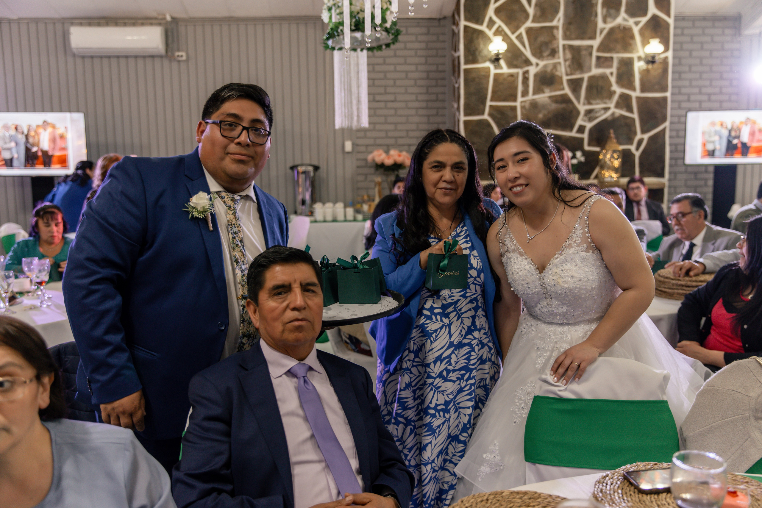 Johana y Edgar. Dinka & Emilio - El arte de preservar lo que no se repite