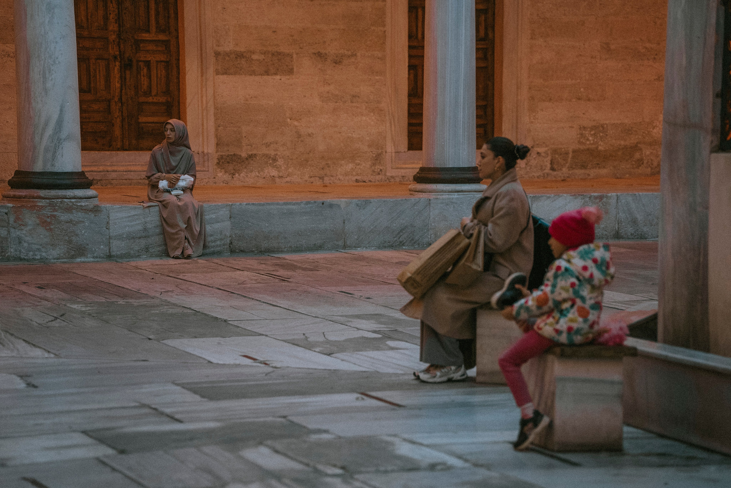 СТАМБУЛ. Стрит-фотография, полная абсурда, идиотизма и красоты