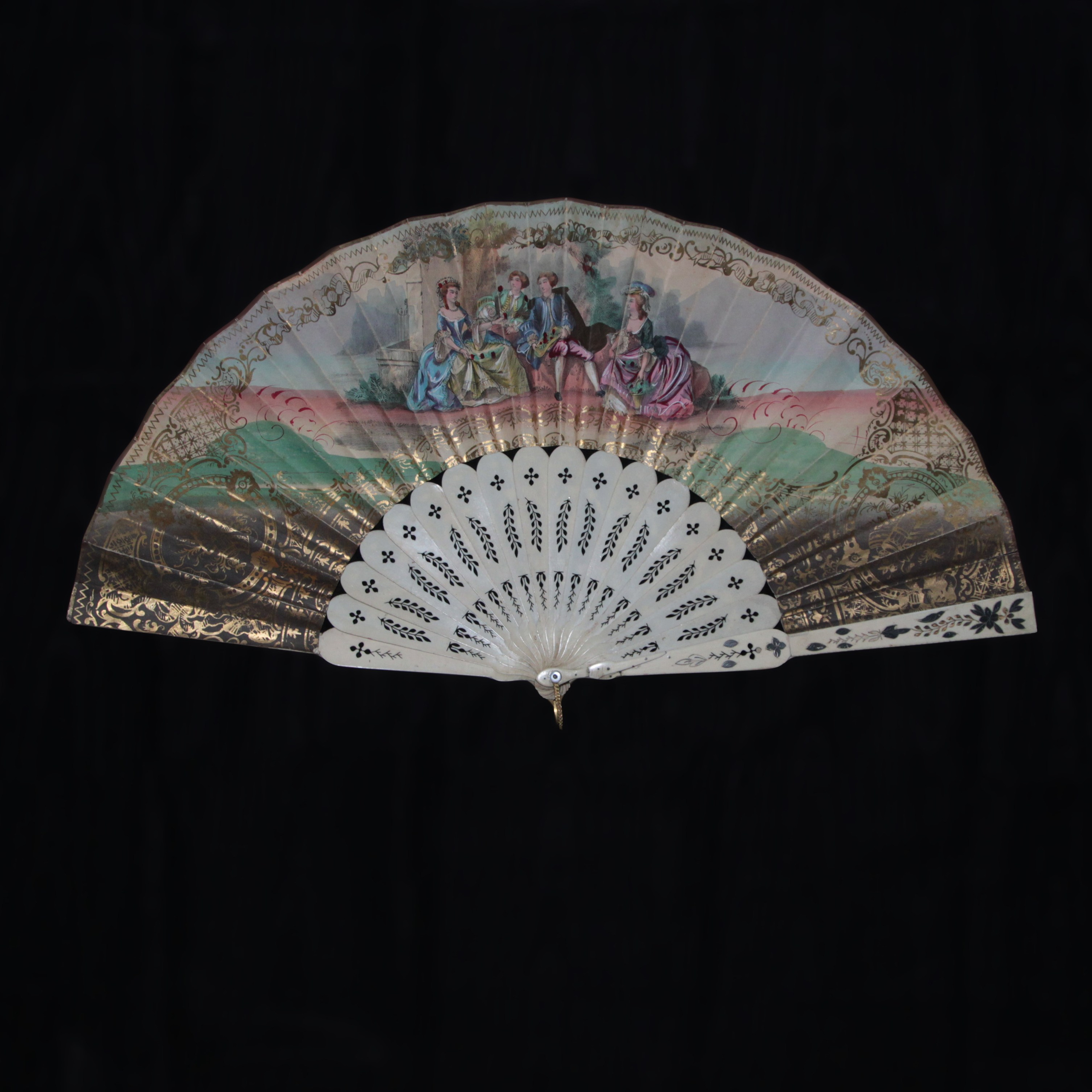 Richfan. Современнные и актикварные украшения в Барселоне, Москве и Санкт-Петербурге