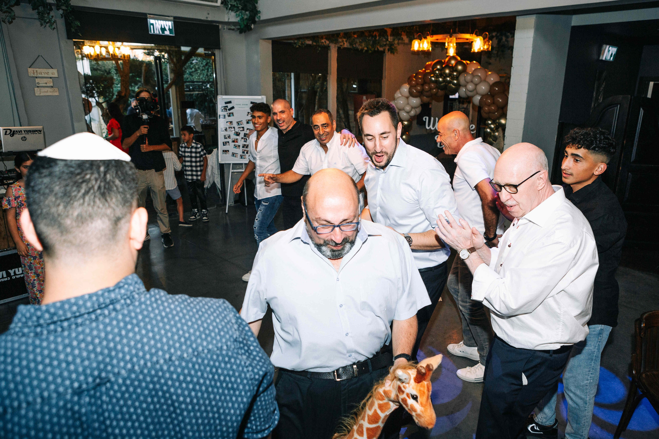 BRIT MILA (BIG EVENT). PHOTOGRAPHER IN ISRAEL