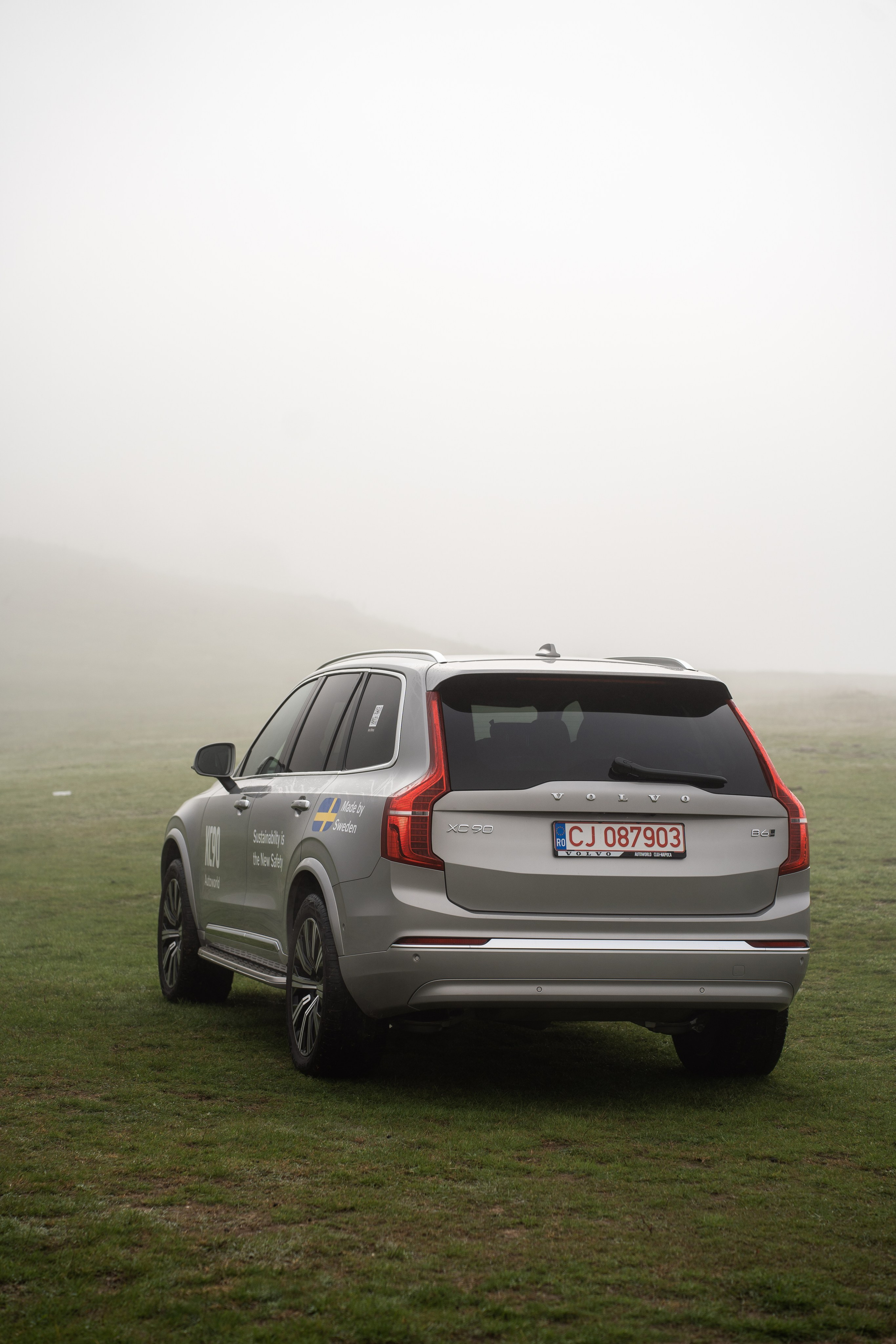 Volvo Cars Romania. Patricia Morenci — Mountain Adventures for the Wild at Heart