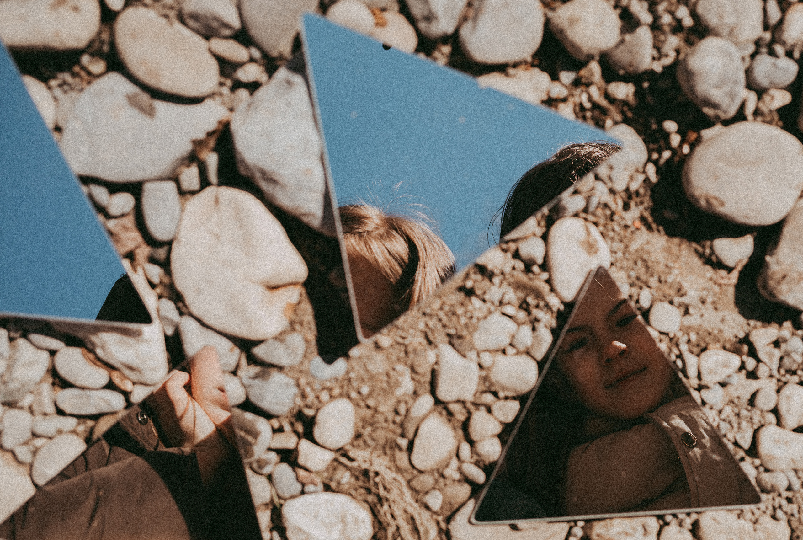 Separation. Family photographer in Geneva Switzerland Anastasiia Francuzova. Семей