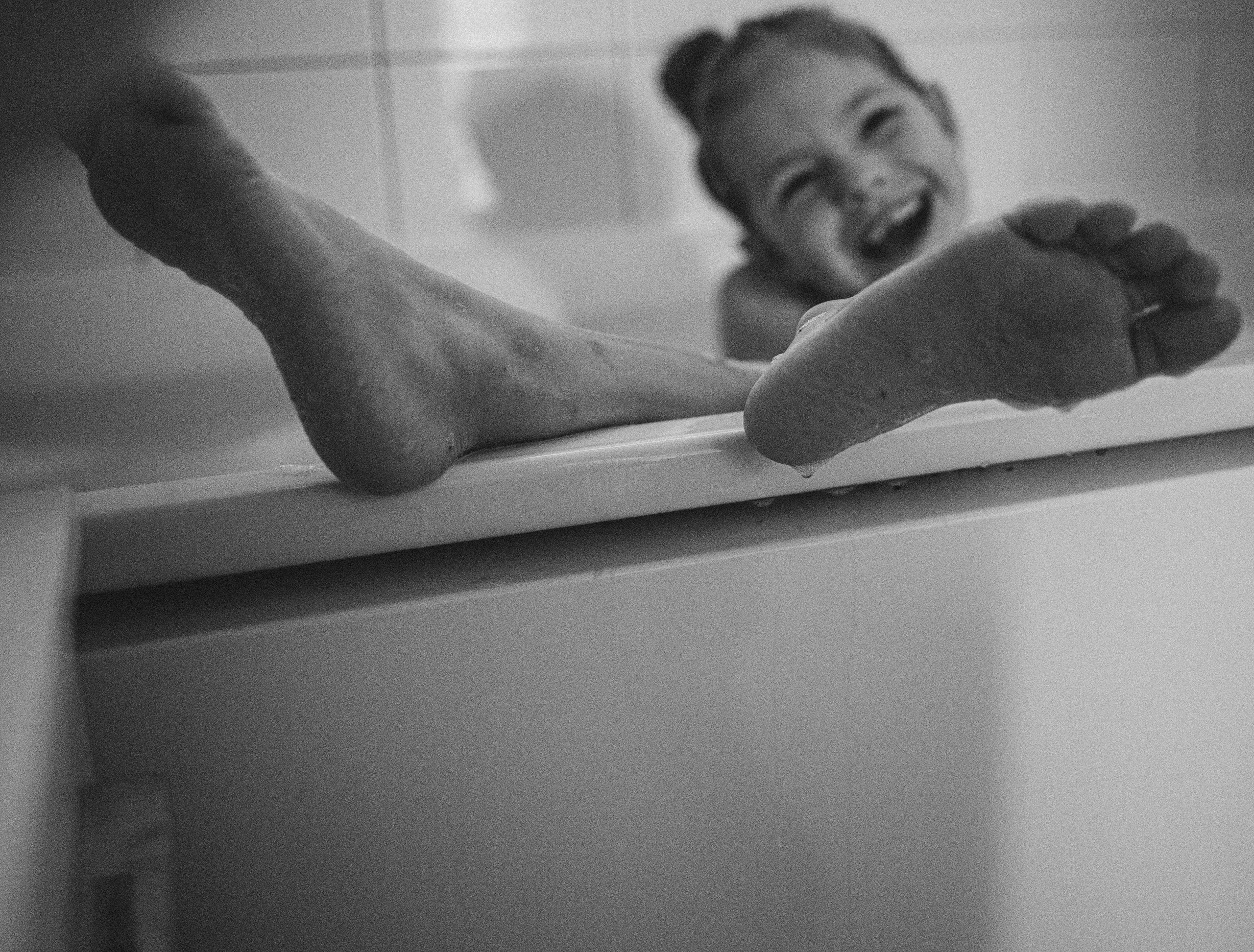 Bath. Family photographer in Geneva Switzerland Anastasiia Francuzova. Семей