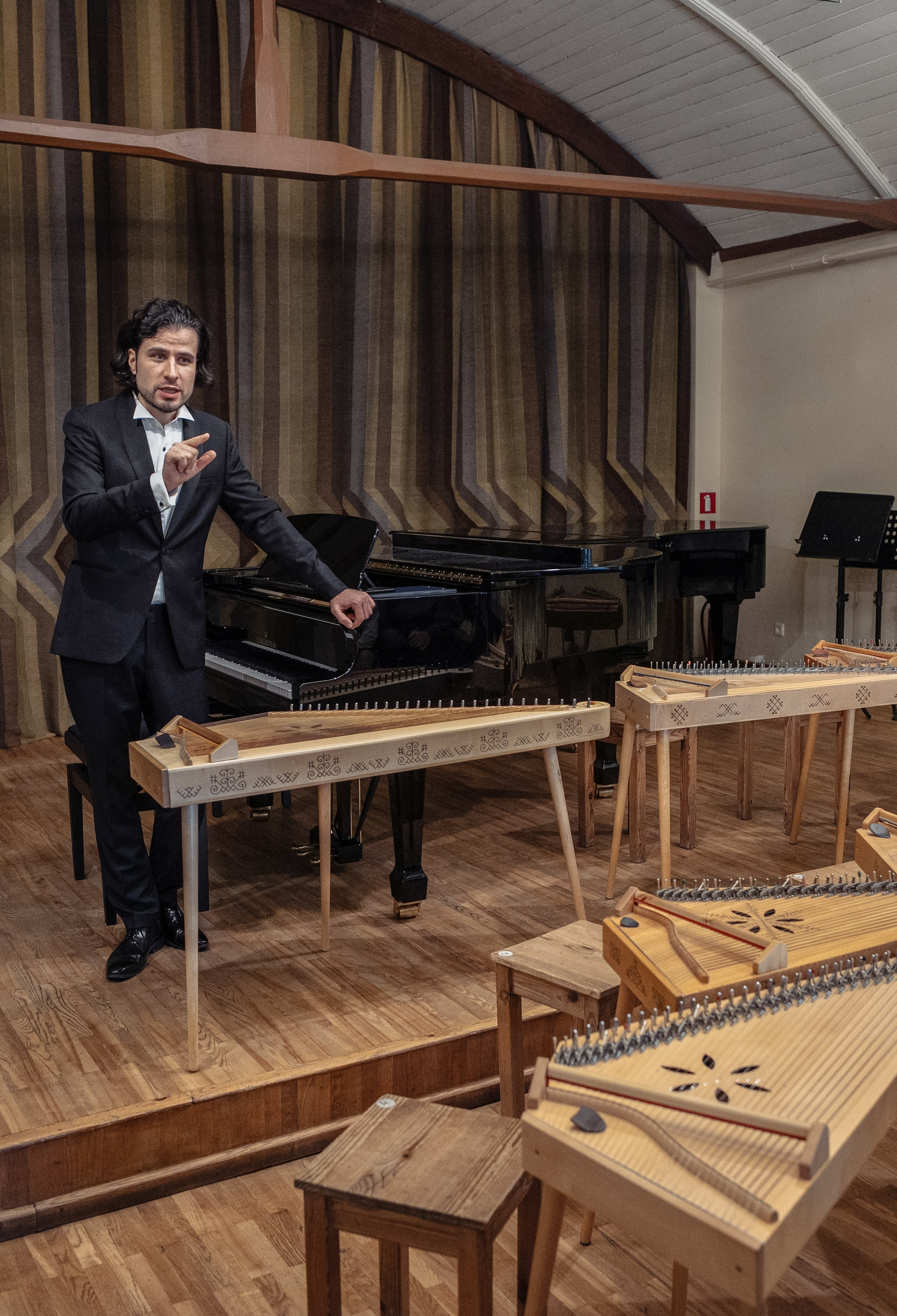 Koncerts P.Jurjāna mūzikas skolā Ukrainas bērnu atbalstam. Sandra Garanca Portrait and event photographer