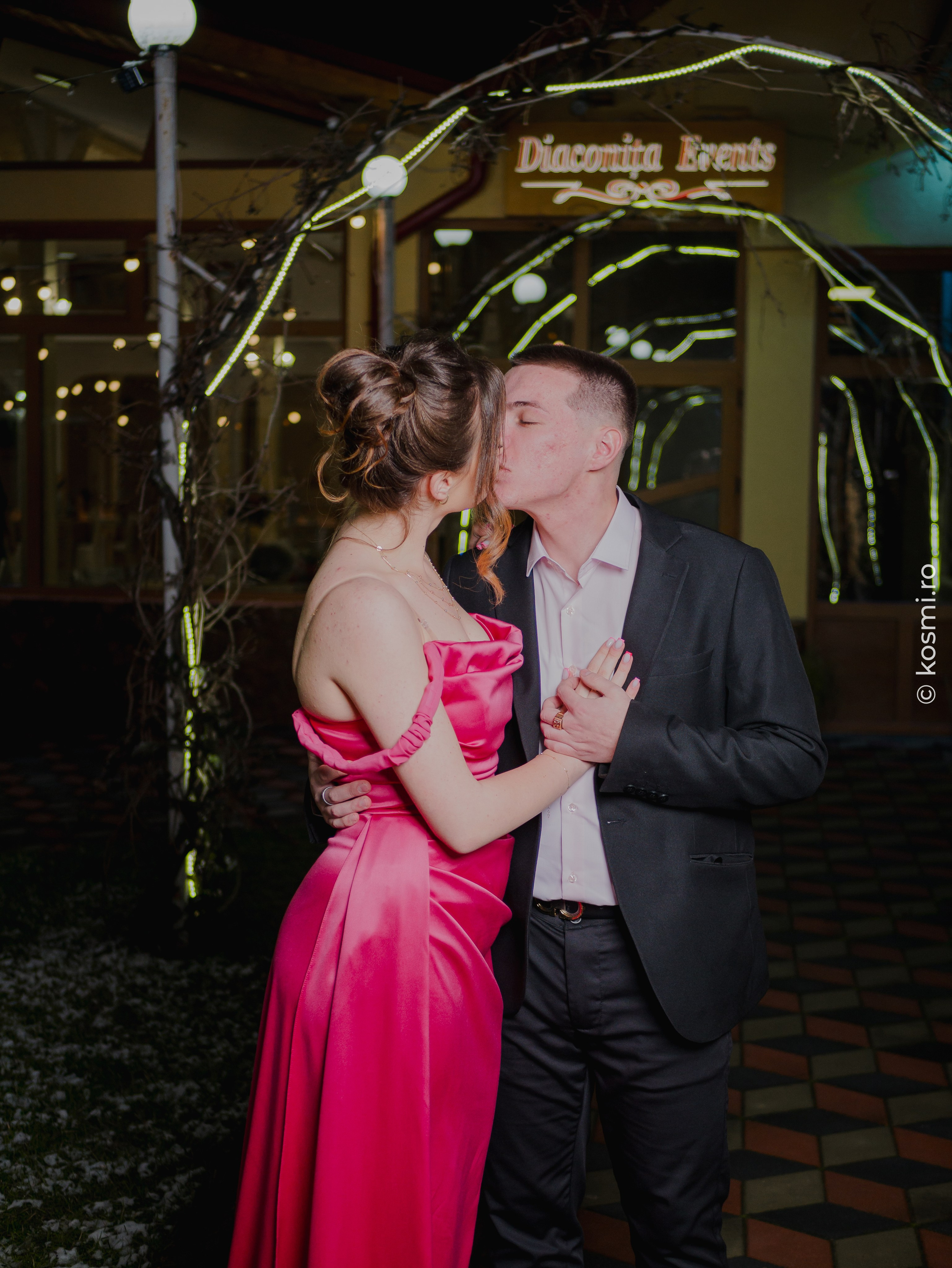 Majorat Andreea. Kosmi