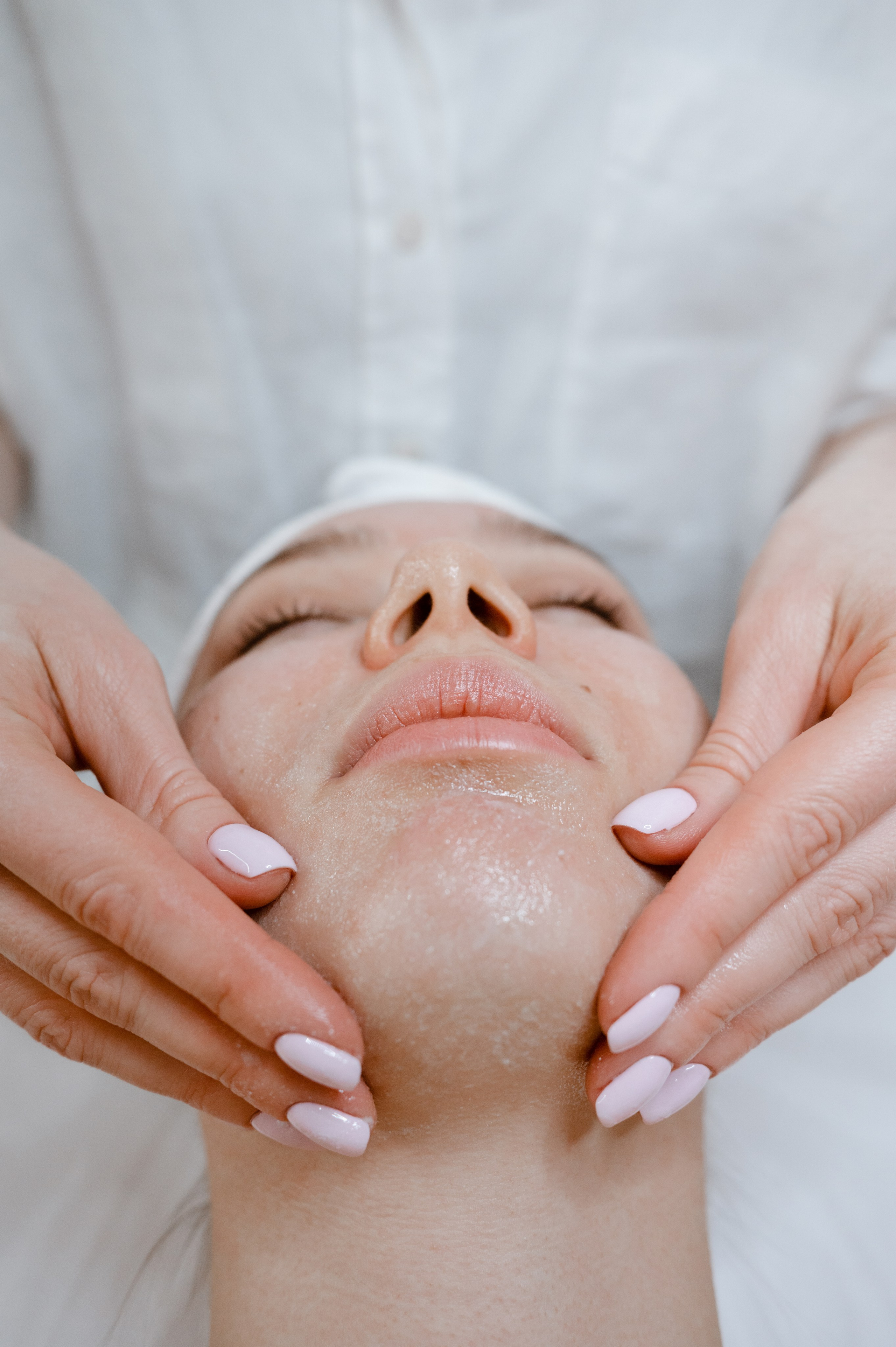 Astudio beauty studio in Prague. ANNA-MARIA PHOTO CONTENT CREATOR — фотограф, эстет, художник и визуальный эксперт в Instagram, работающий в Праге