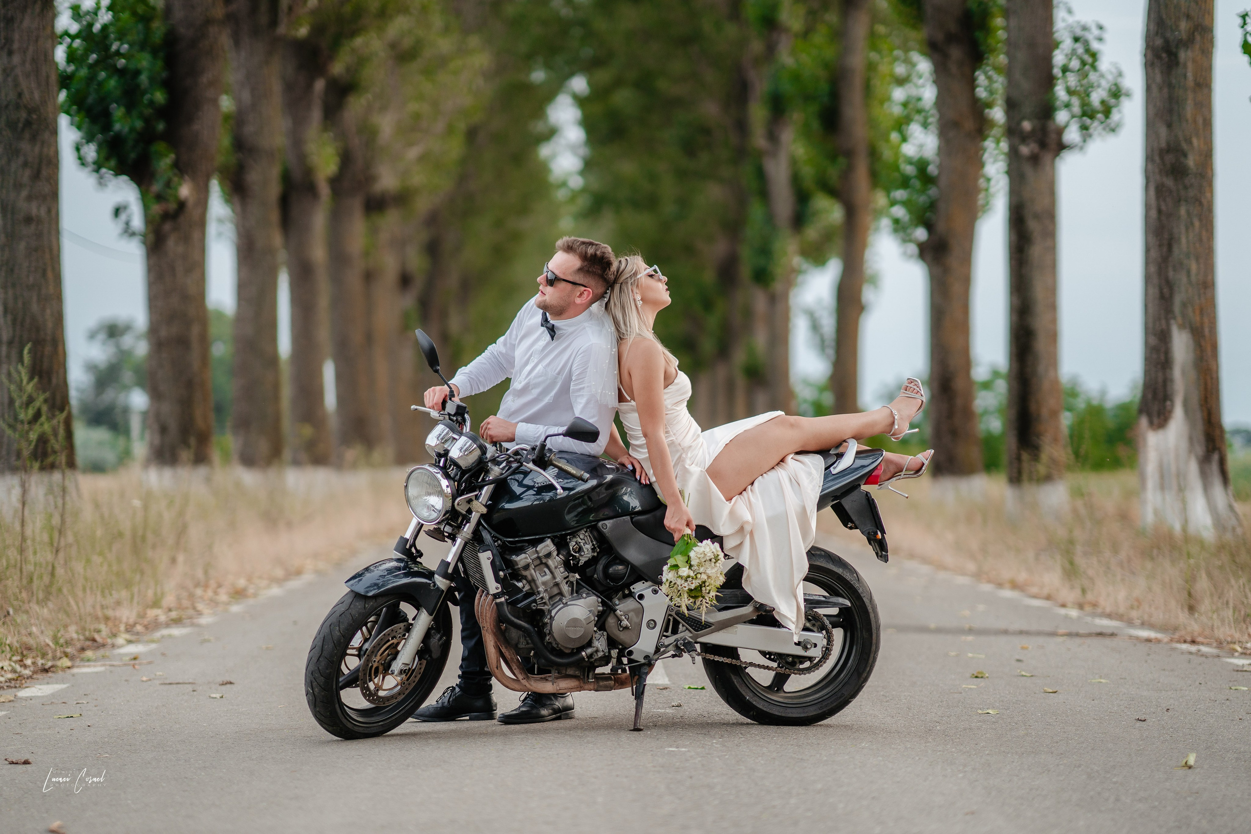 Save The Date – Emoție și anticipare. Fotograf de nuntă, corporate, botezuri, majorate și aniversări Roman, Lucaci Cornel