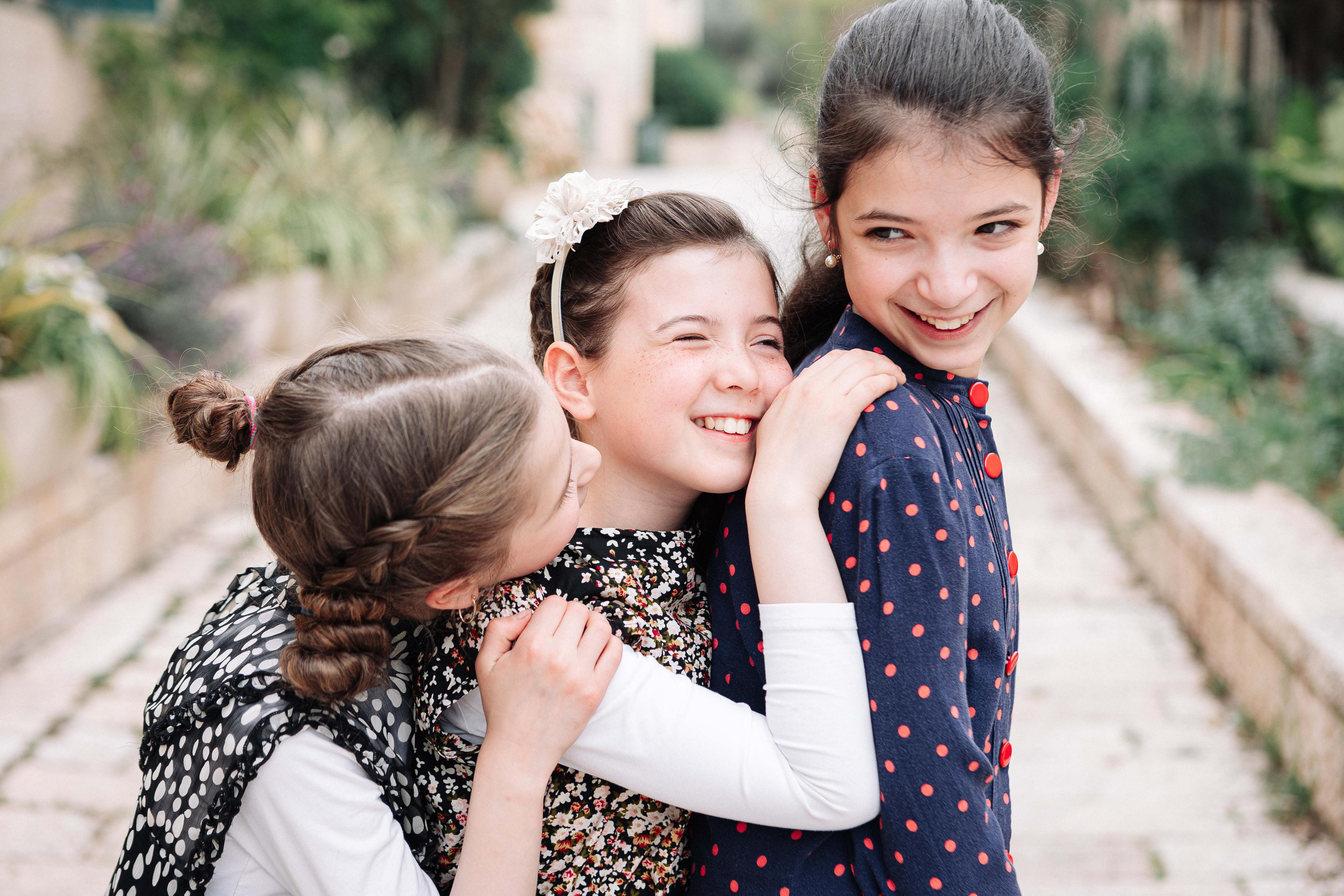 BAT MITZVAH IN YAMIN MOSHE. PHOTOGRAPHER IN ISRAEL