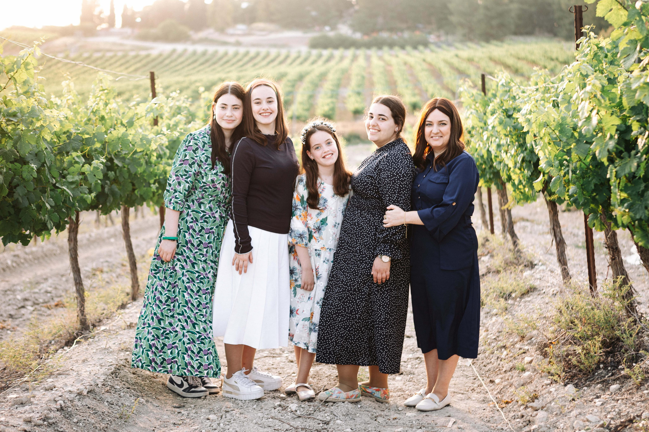 BAT MITZVAH IN THE VINEYARDS. Https://shi-photo.com/