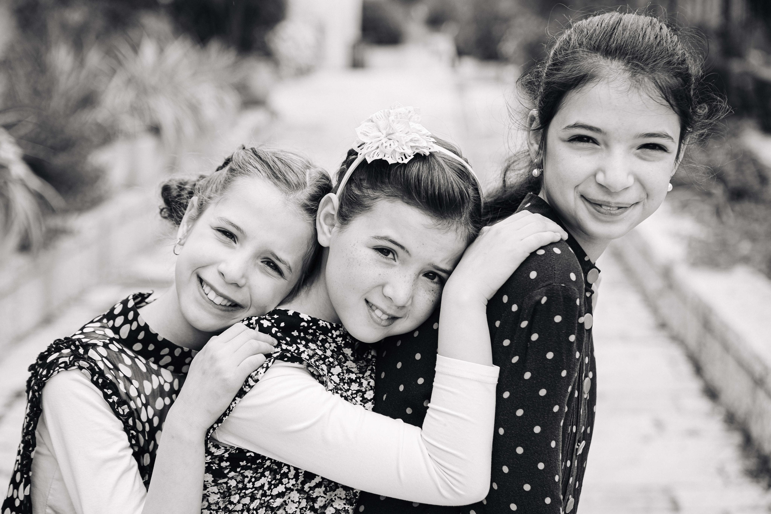 BAT MITZVAH IN YAMIN MOSHE. PHOTOGRAPHER IN ISRAEL