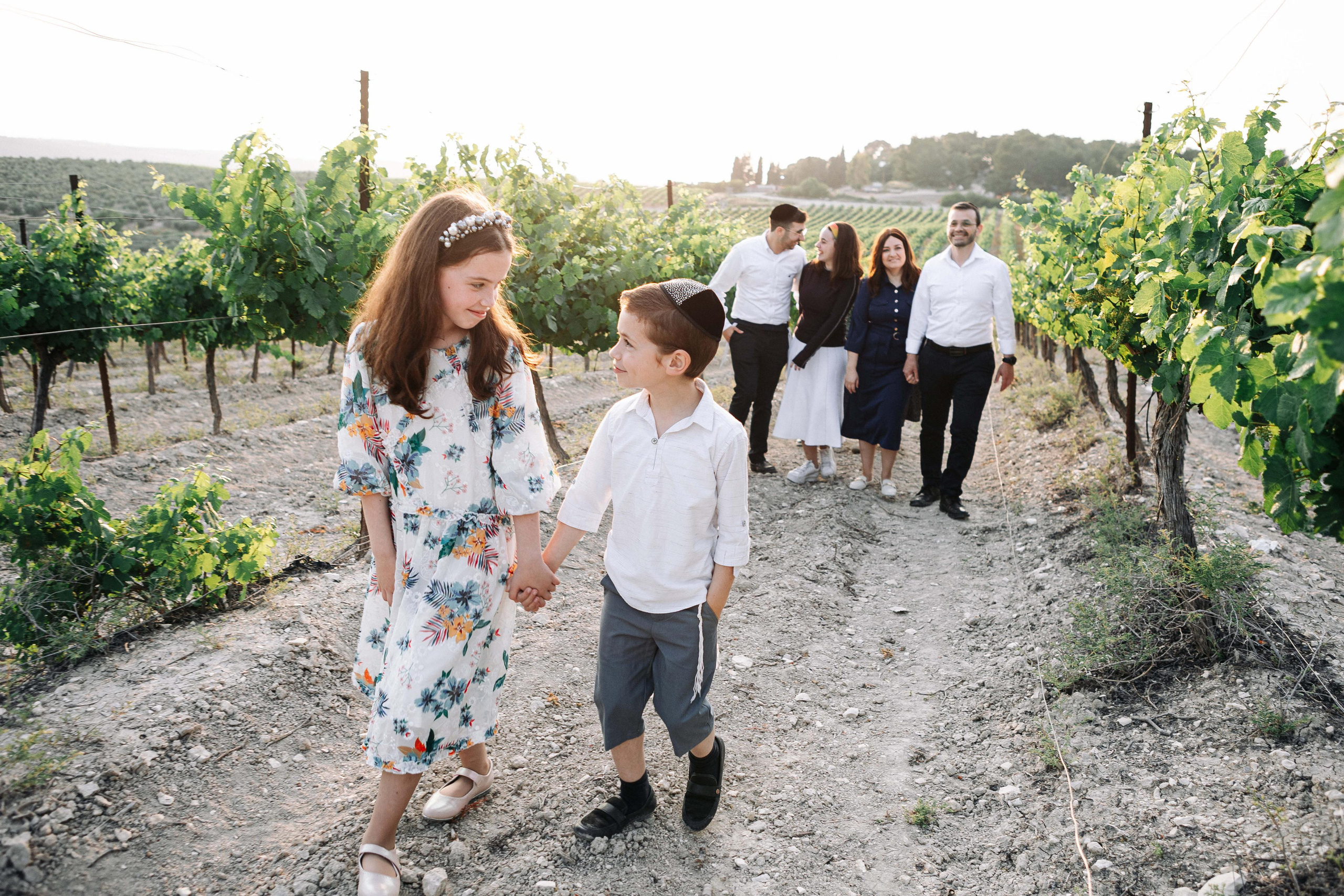 BAT MITZVAH IN THE VINEYARDS. Https://shi-photo.com/