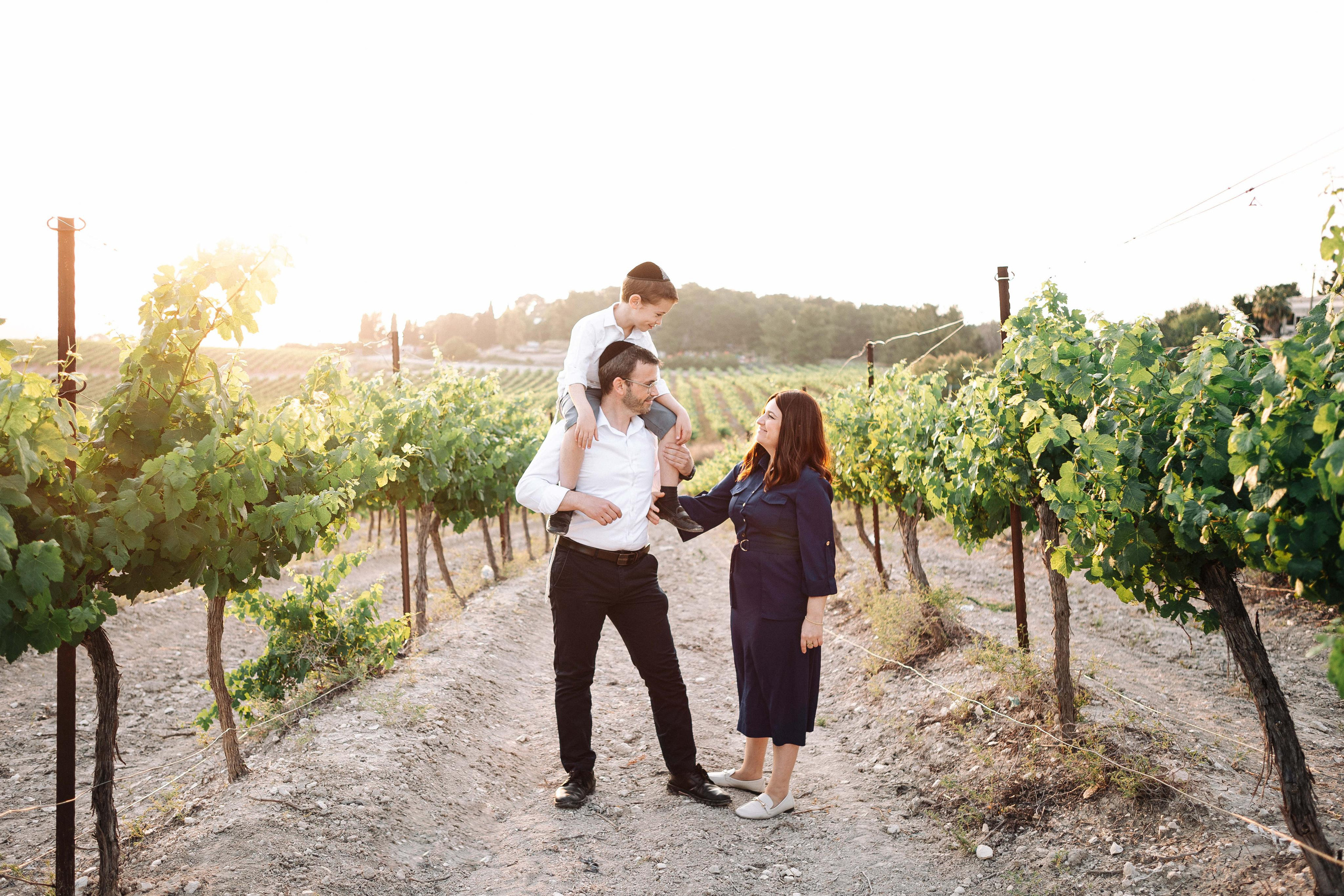 BAT MITZVAH IN THE VINEYARDS. Https://shi-photo.com/