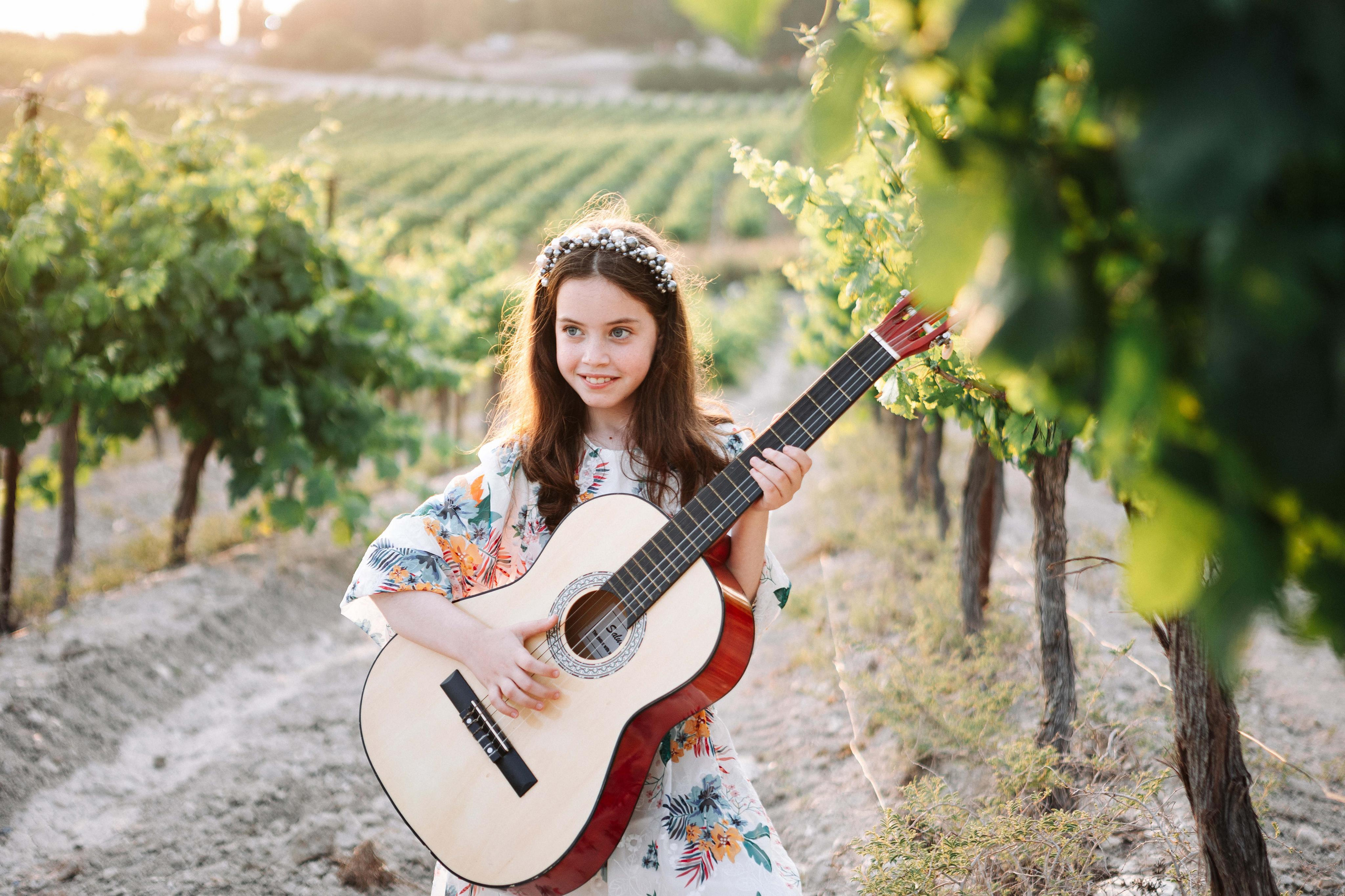 BAT MITZVAH IN THE VINEYARDS. Https://shi-photo.com/