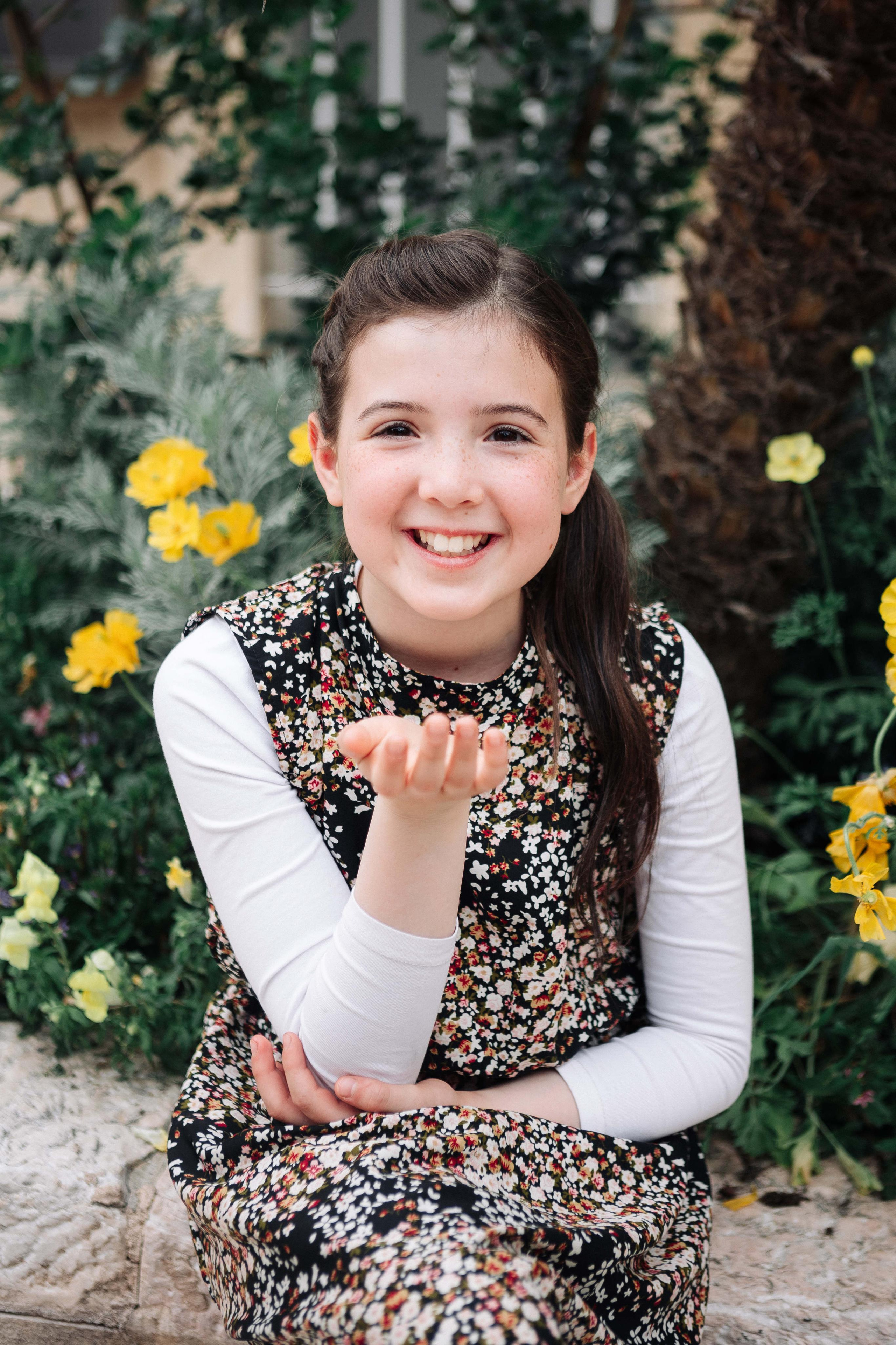 BAT MITZVAH IN YAMIN MOSHE. PHOTOGRAPHER IN ISRAEL