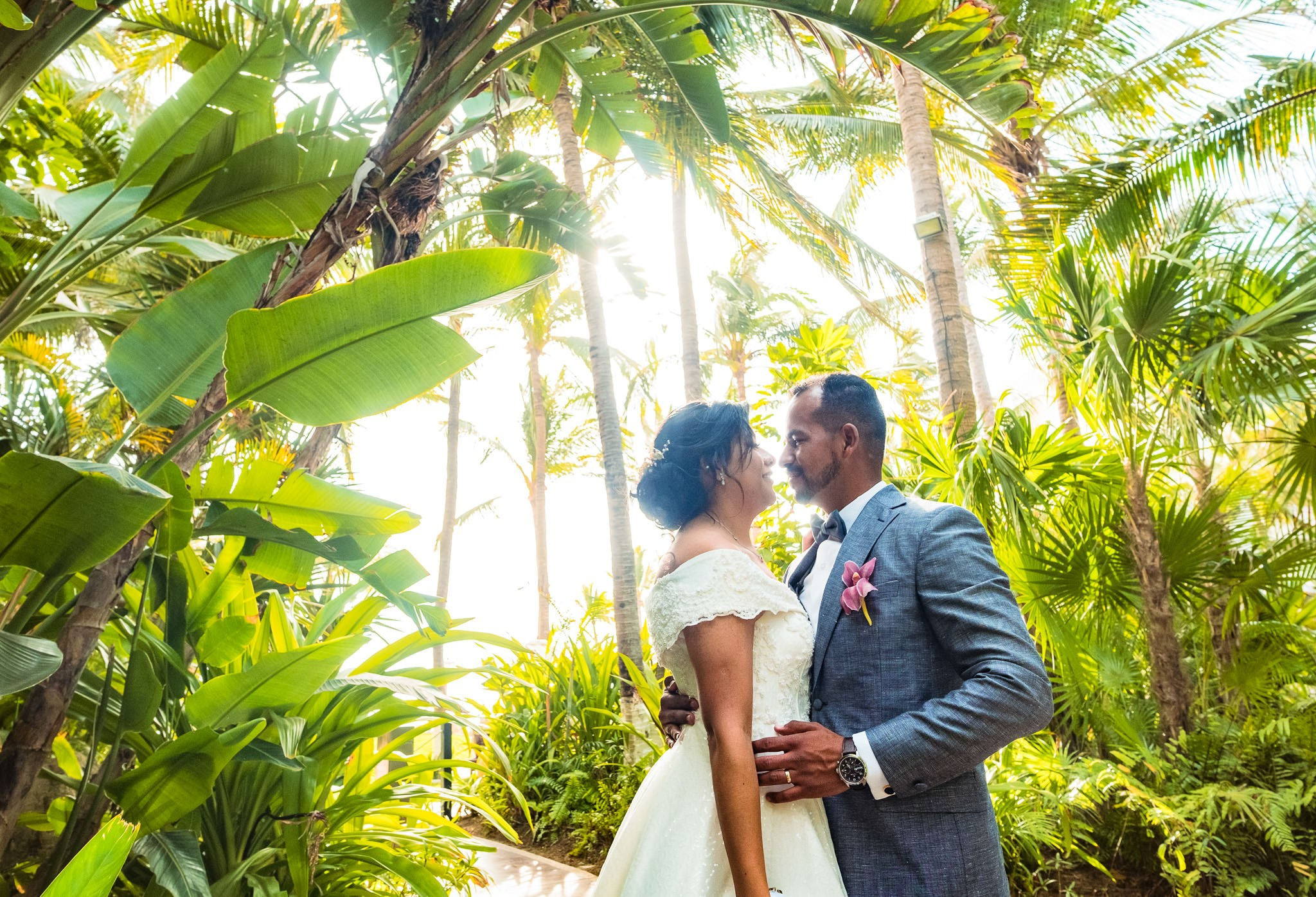 Lupita y Abel / Puerto Vallarta. Wedding and family photographer in Mexico City