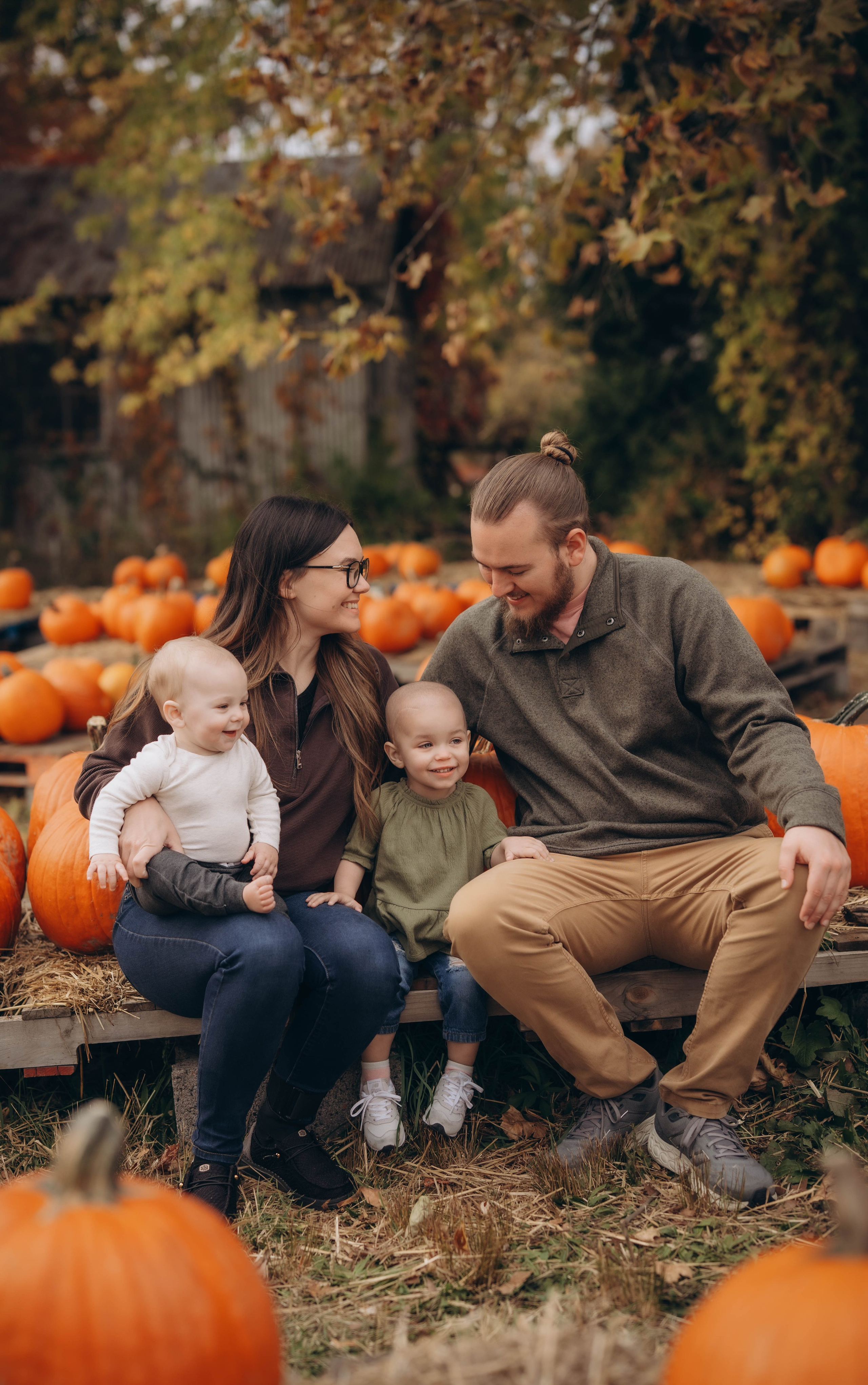 Family sessions (in home/outdoor). Lifestyle Family Photographer in Pennsylvania