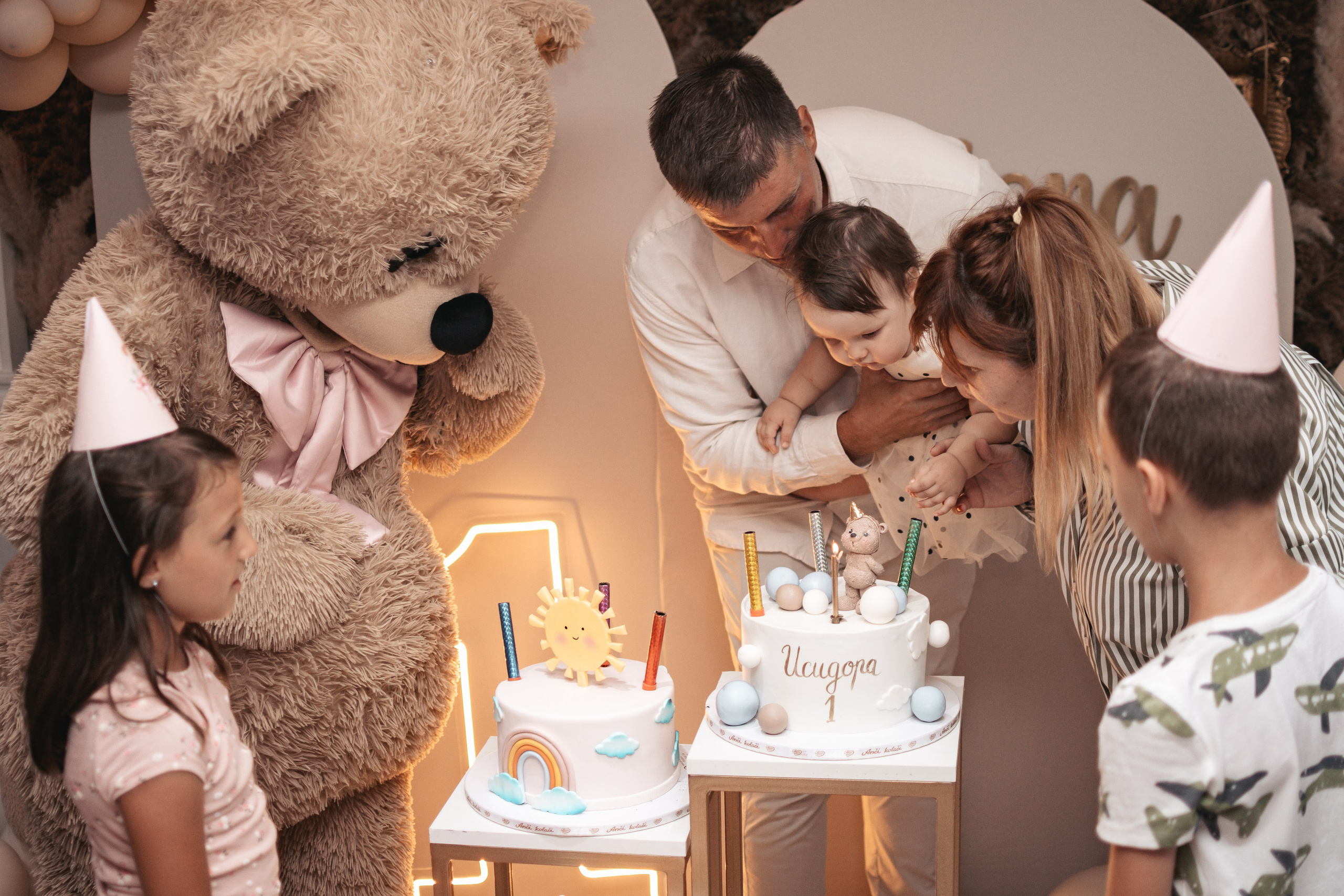 Isidora, rođendan. BambinaaPhotography