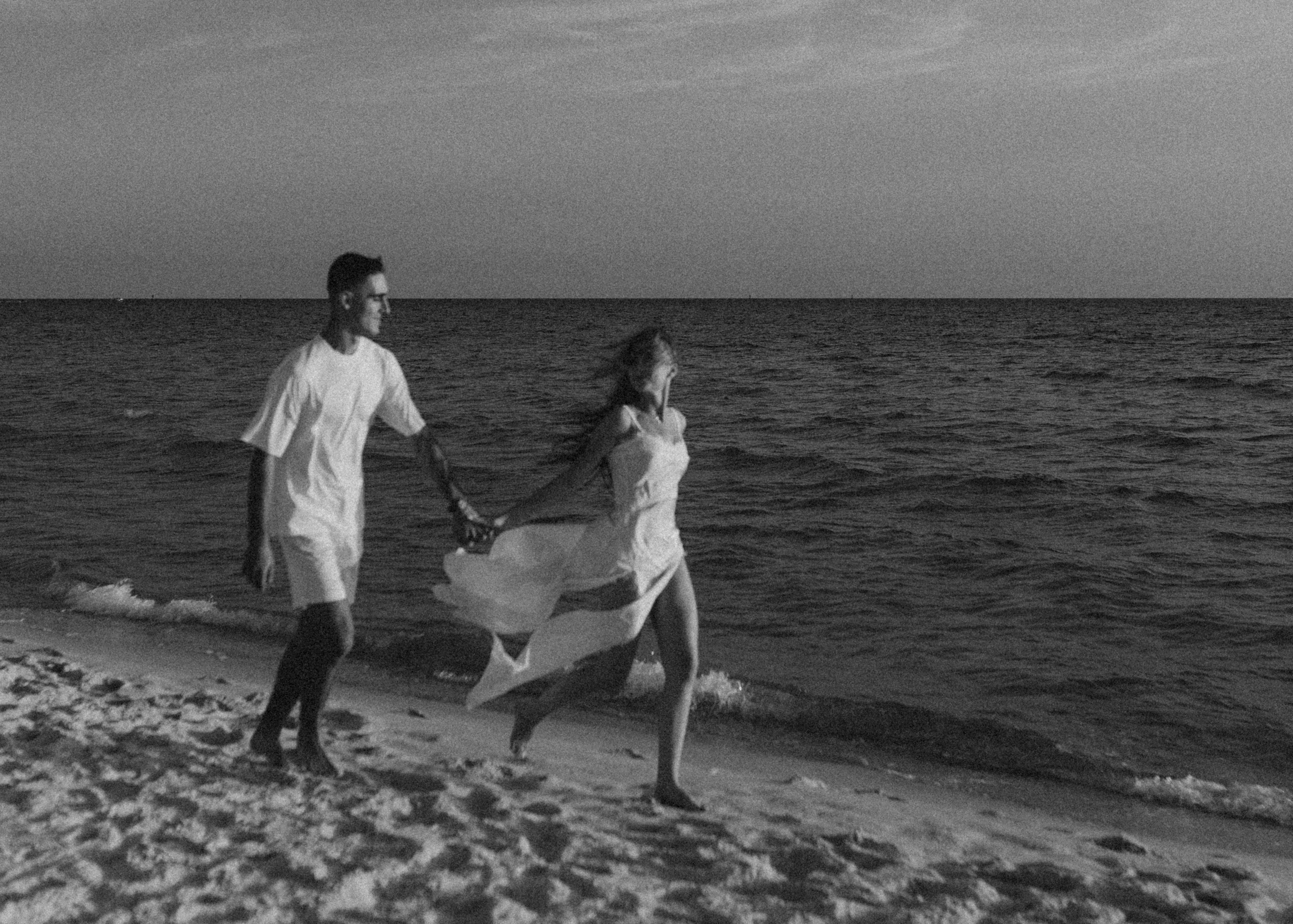 Edgy engagement session in Snow Canyon, Utah. Portrait and couples photographer in Florida, Valeriia Honcharova