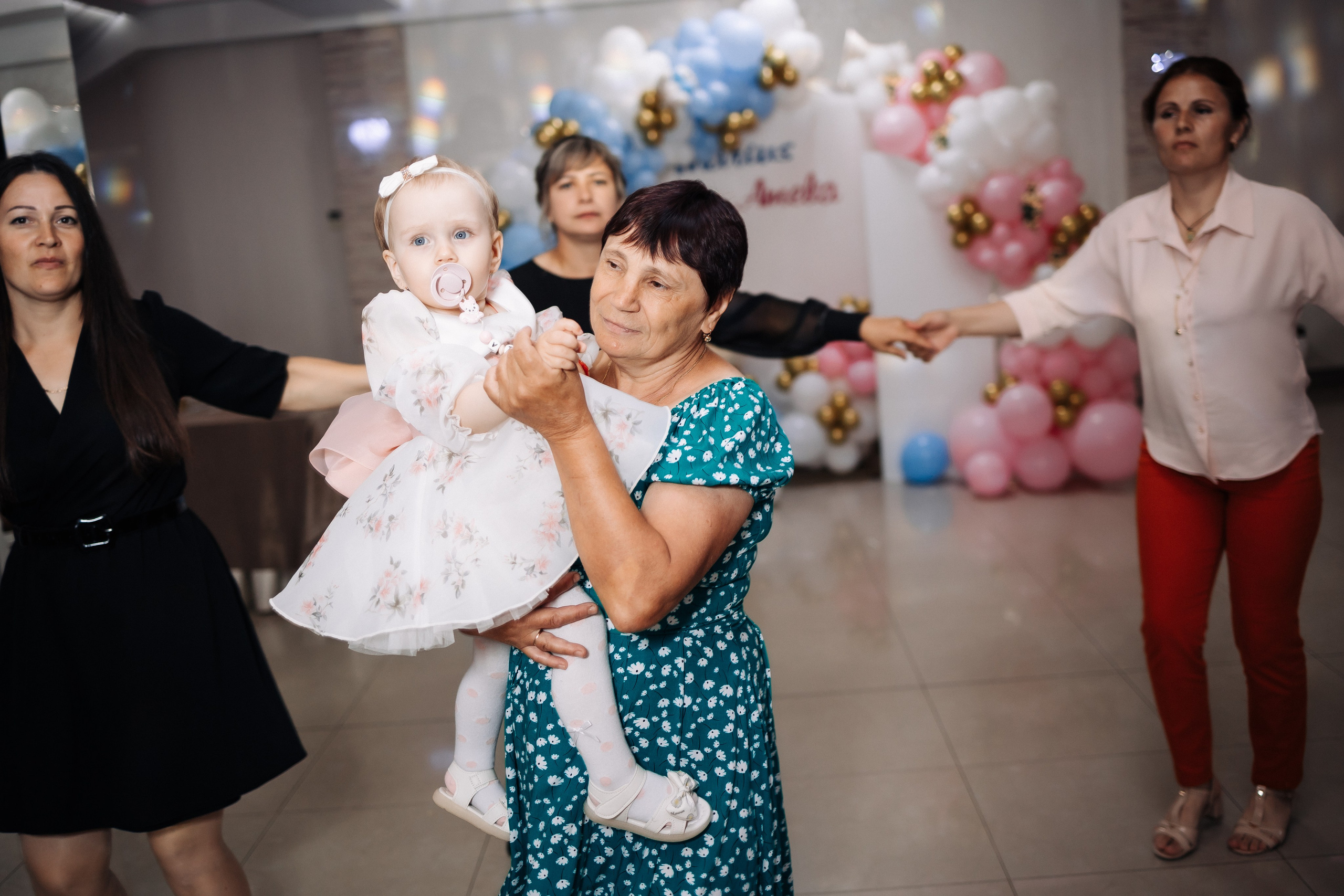 Marius & Amelia. Fotograful evenimentului tău
