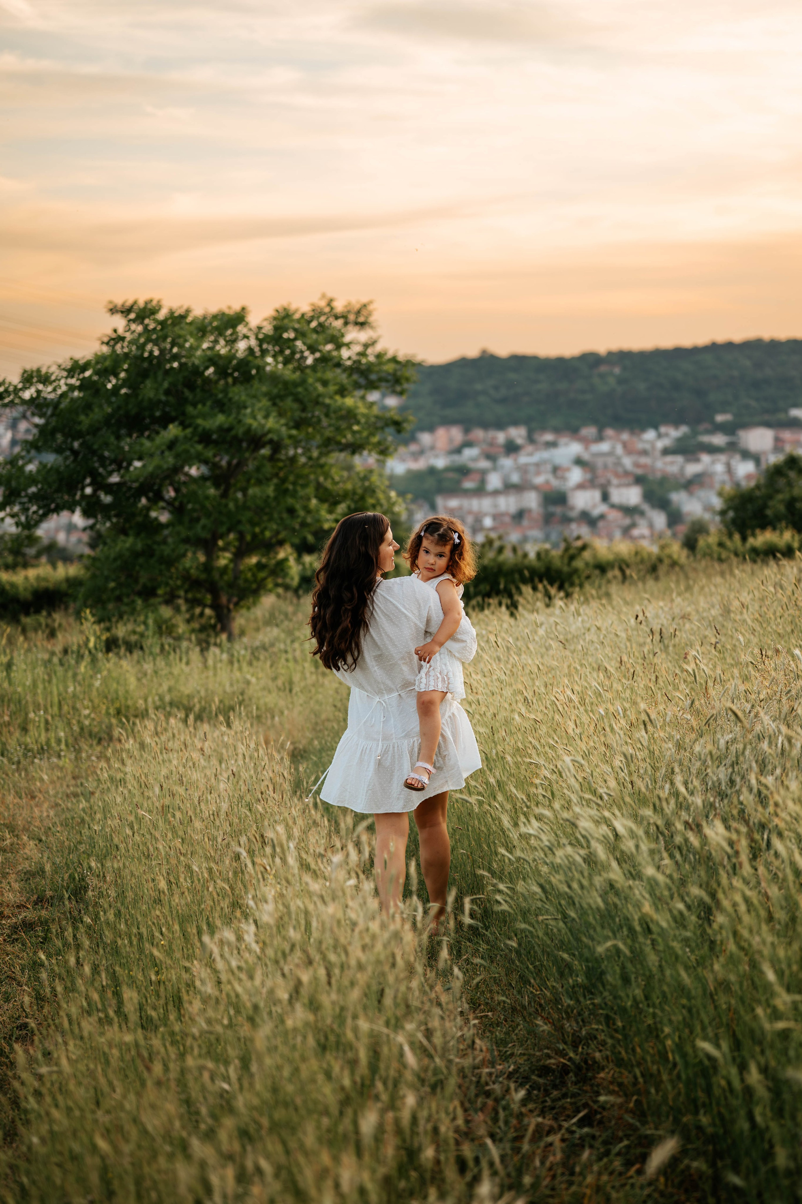 Katarina, Danijel, Petra i Julija - porodično fotografisanje. Dečiji i porodični fotograf