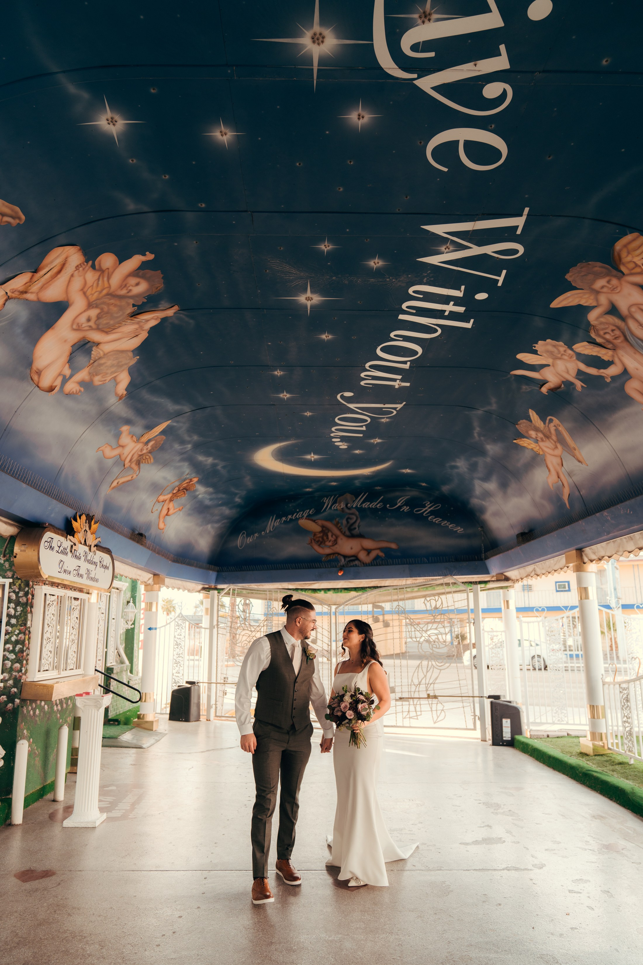 Evan&Jessica. Wedding & elopement photographer Viktoriya Kravtsov. Las Vegas