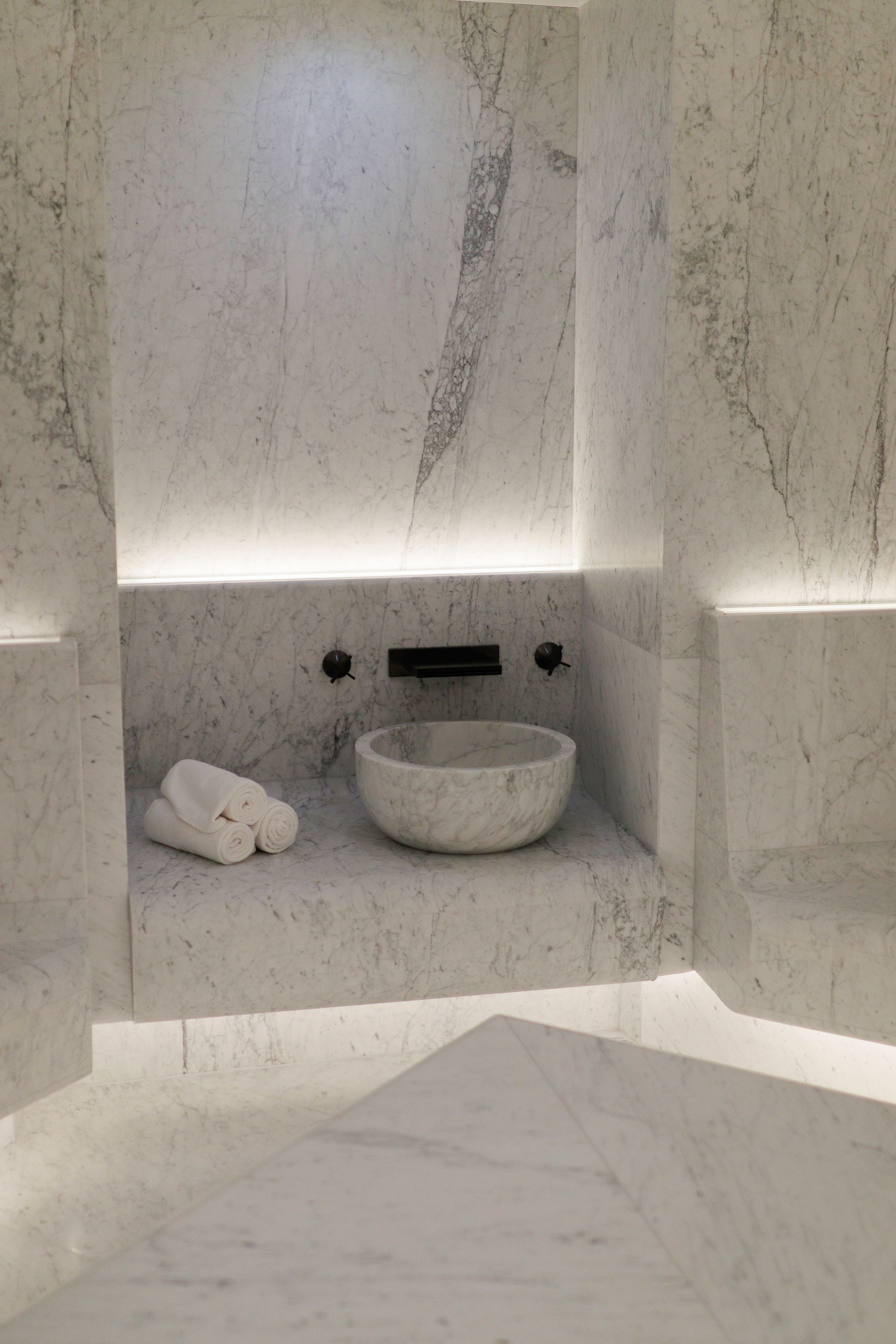 CONTENT CREATION. Anastasia Krylova | Photographer in Budapest