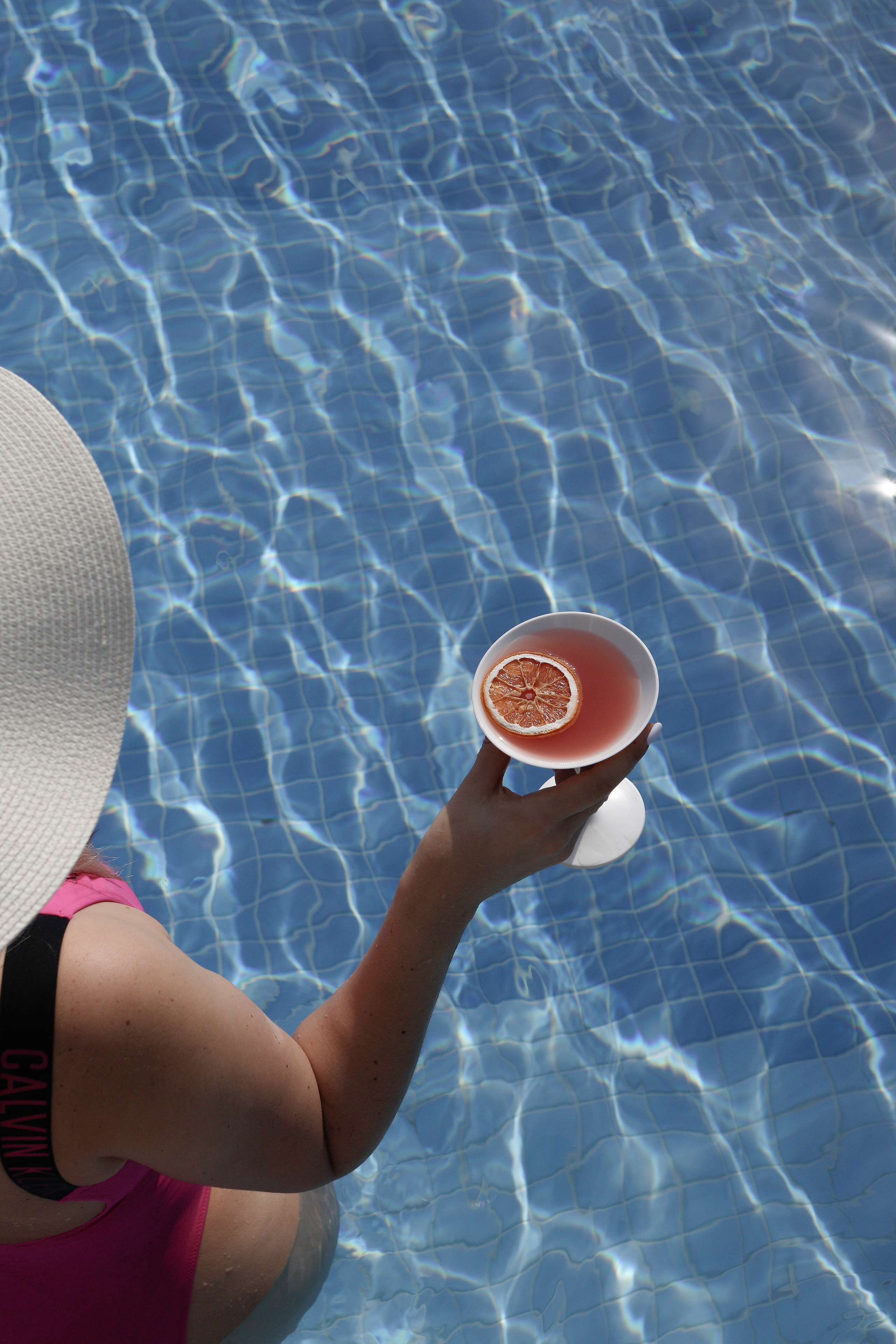 CONTENT CREATION. Anastasia Krylova | Photographer in Budapest