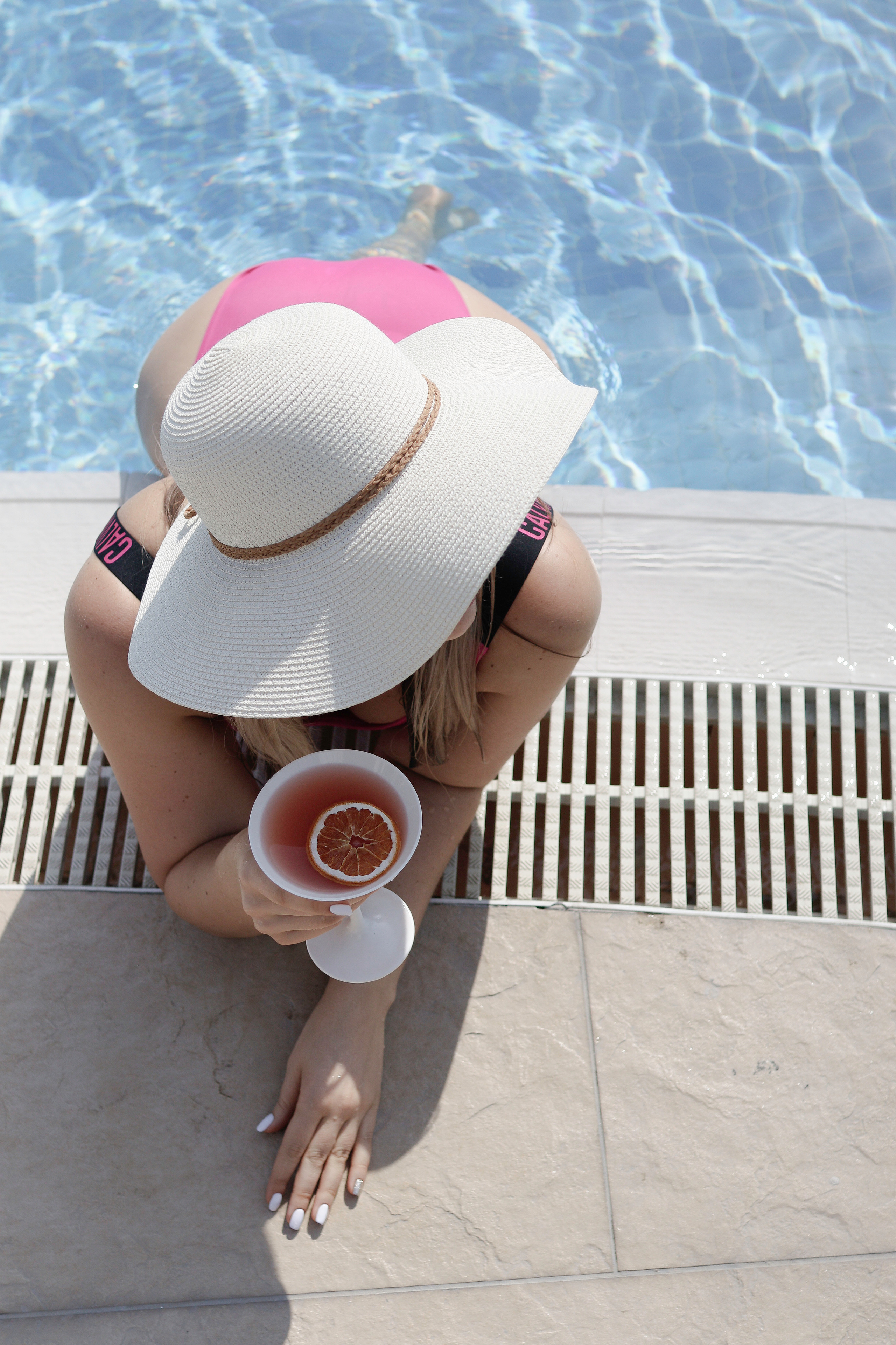 CONTENT CREATION. Anastasia Krylova | Photographer in Budapest